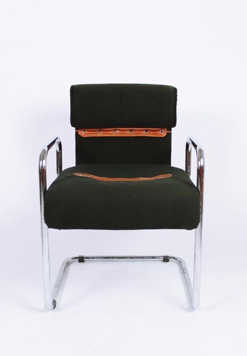 Italian Cantilever Armchairs by Guido Faleschini for Mariani For Sale 6