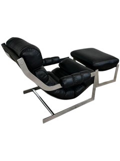 Chaise longue italienne en luge en chrome et ottoman, 1970