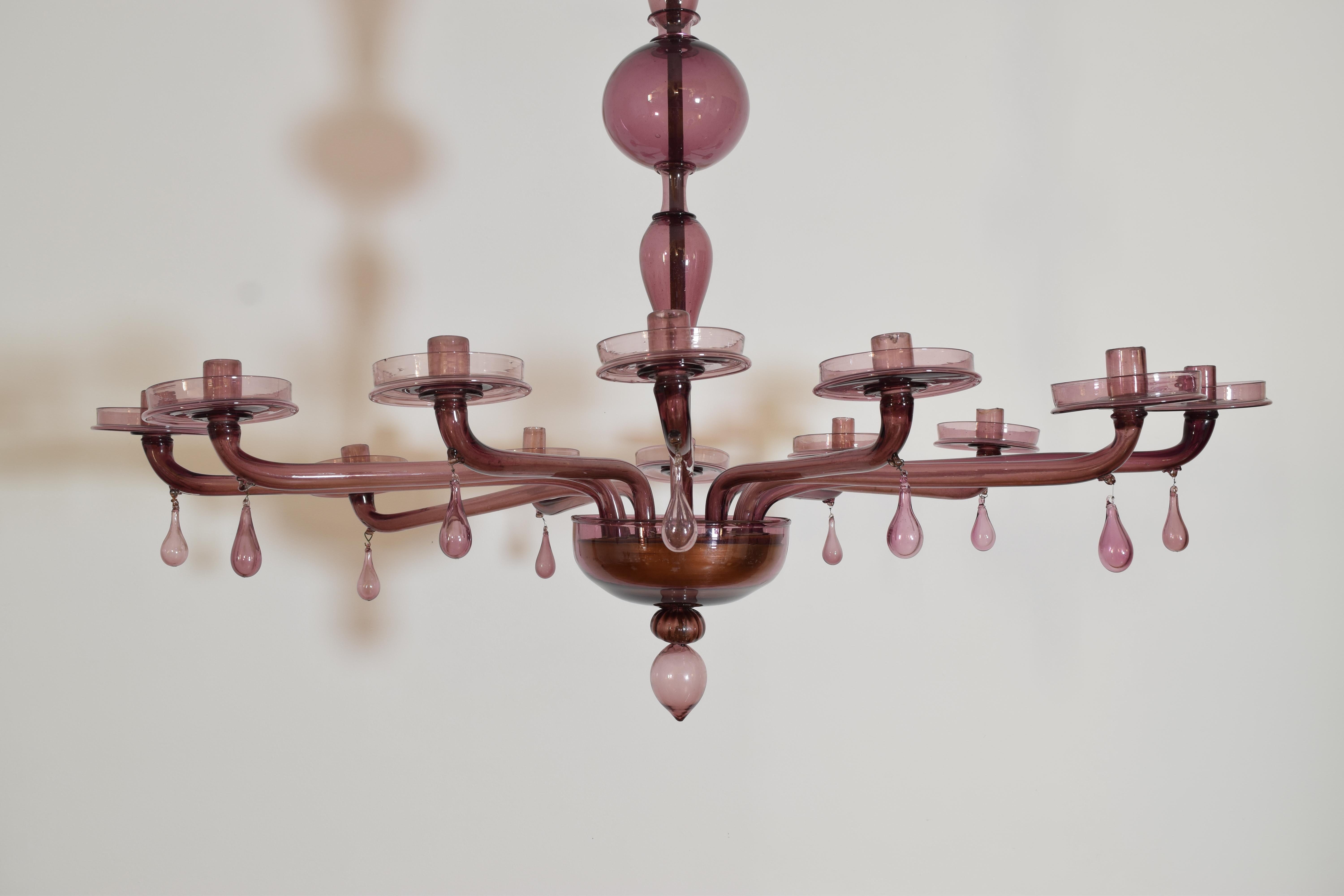 Italiana, Carlo Scarpa Gran araña de cristal de Murano Ova de 12 luces ca. 1935-1940 en venta 1