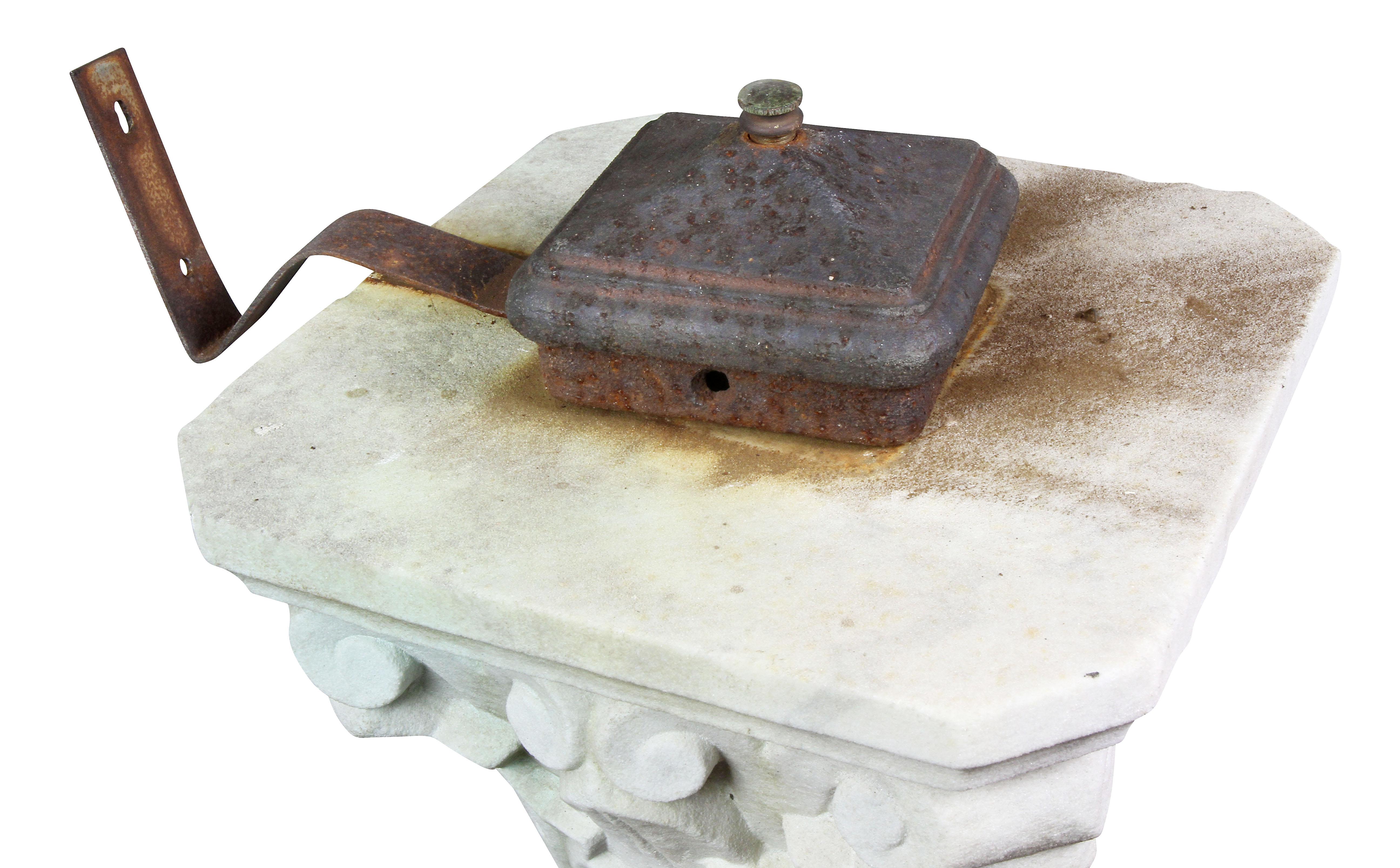 Italienische Marmorsäule aus Carrara und Antico Verde (Romantik) im Angebot