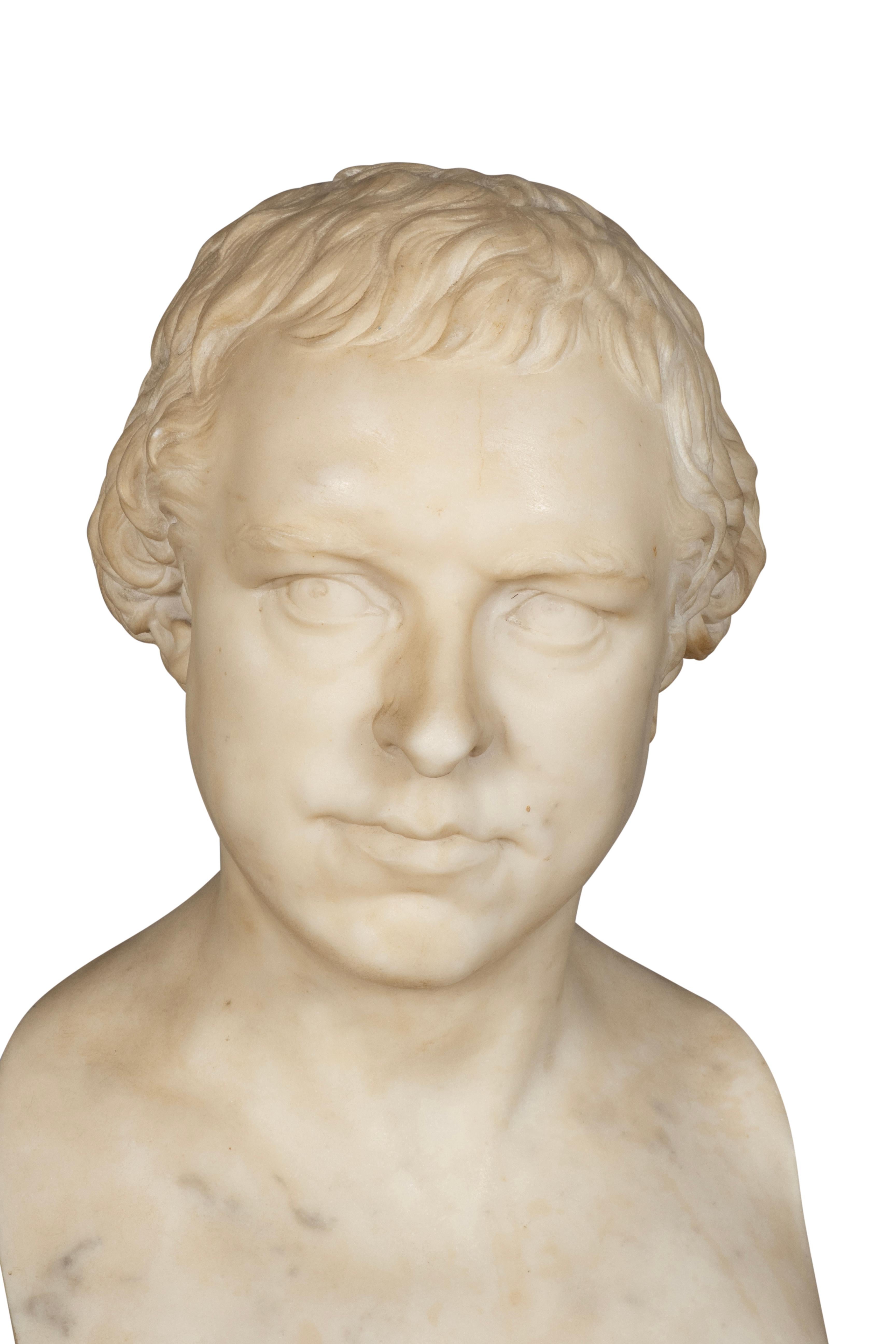 Busto italiano de mármol de Carrara de caballero en venta 2