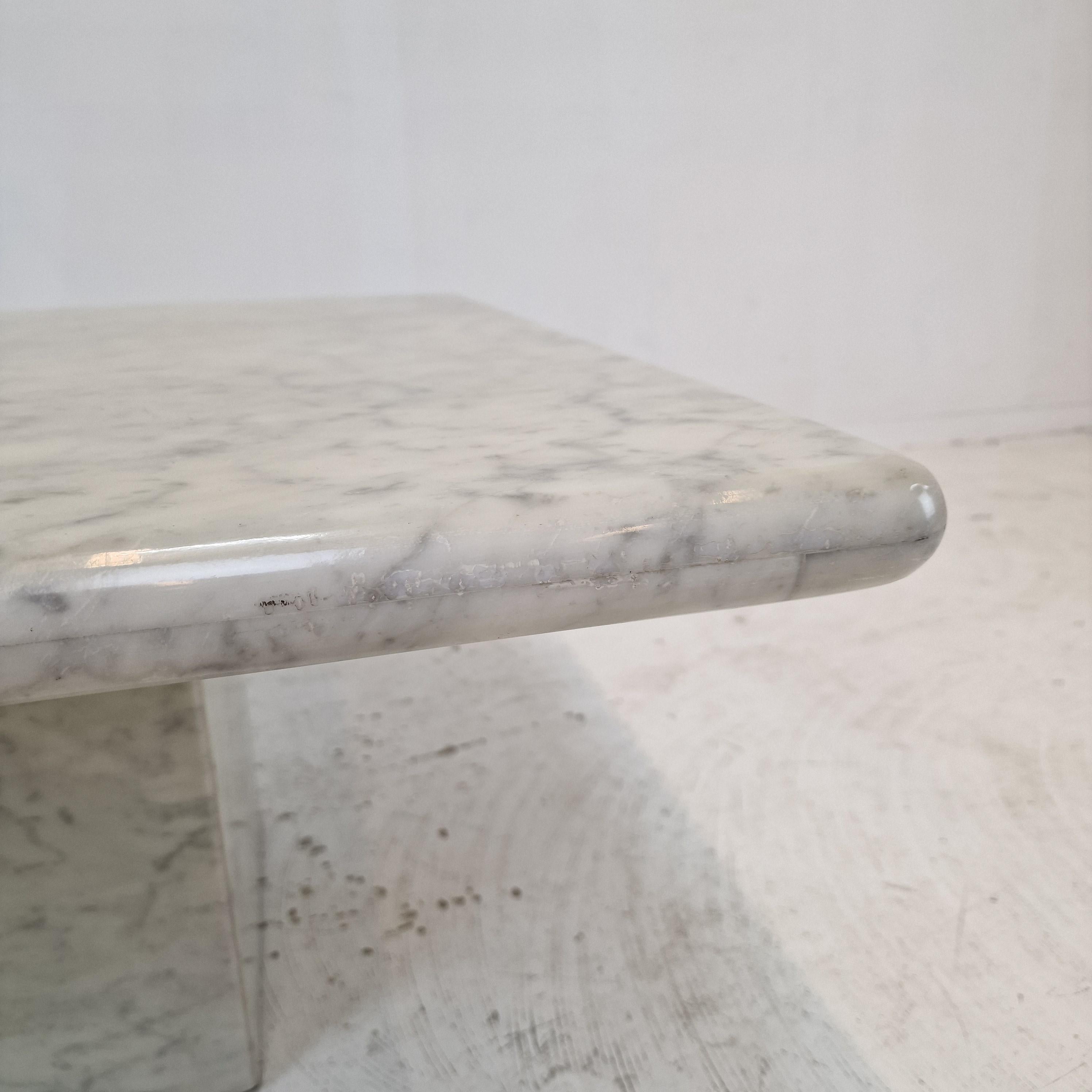 Italian Carrara Marble Coffee Table, 1980s For Sale 9