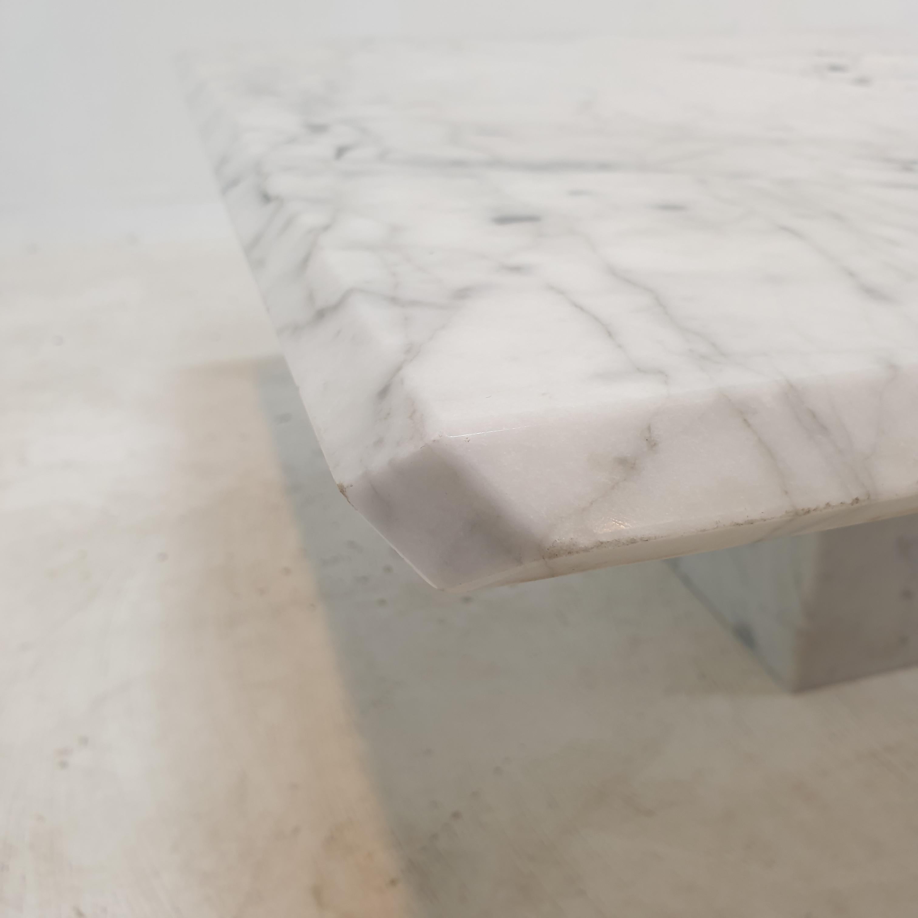 Italian Carrara Marble Coffee Table, 1990's For Sale 11
