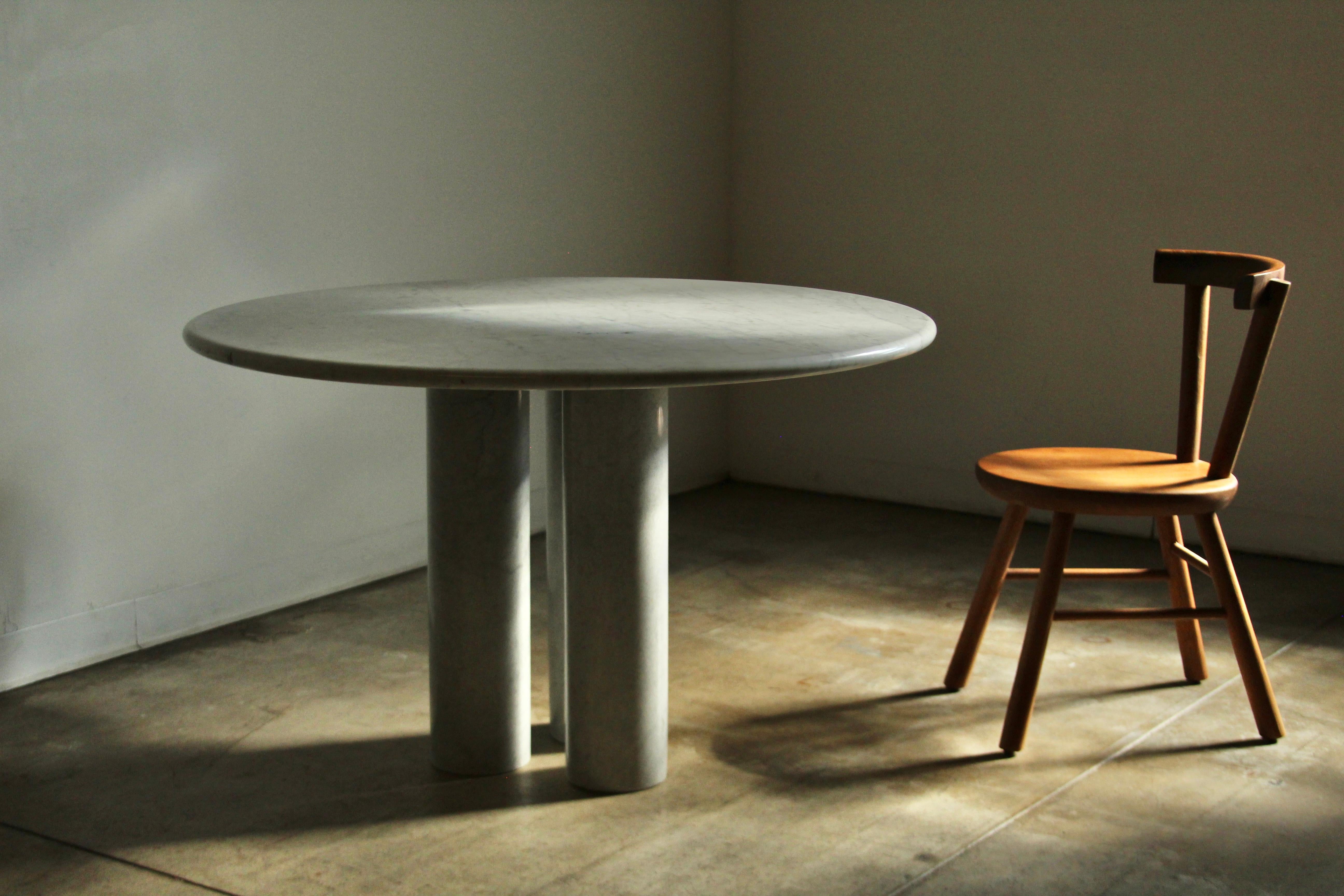 Late 20th Century Italian Carrera Marble Dining Table After Mario Bellini, 1980s