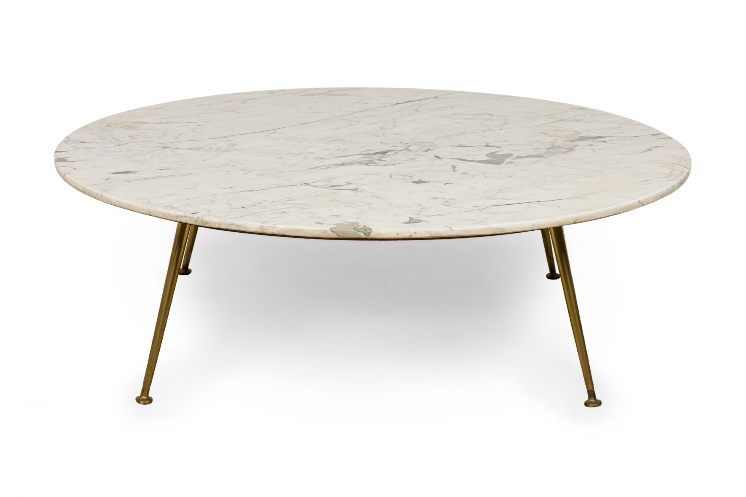 Mid-Century Modern Table basse/table à cocktail ronde italienne Carrera en marbre en vente