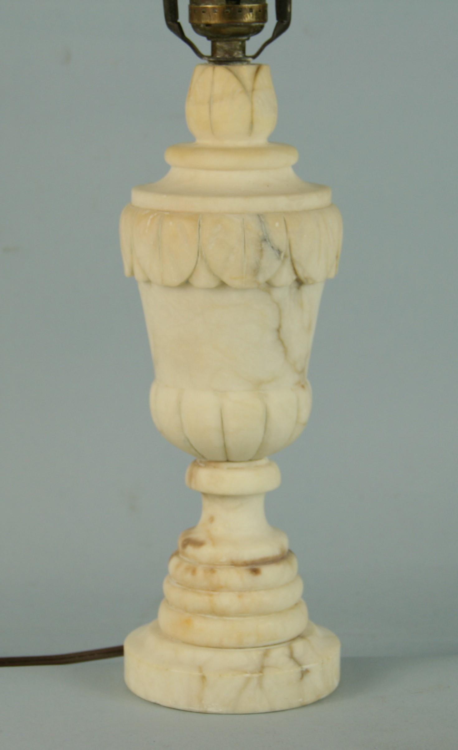 3-643 carved alabaster lamp
Original wiring in working condition
12