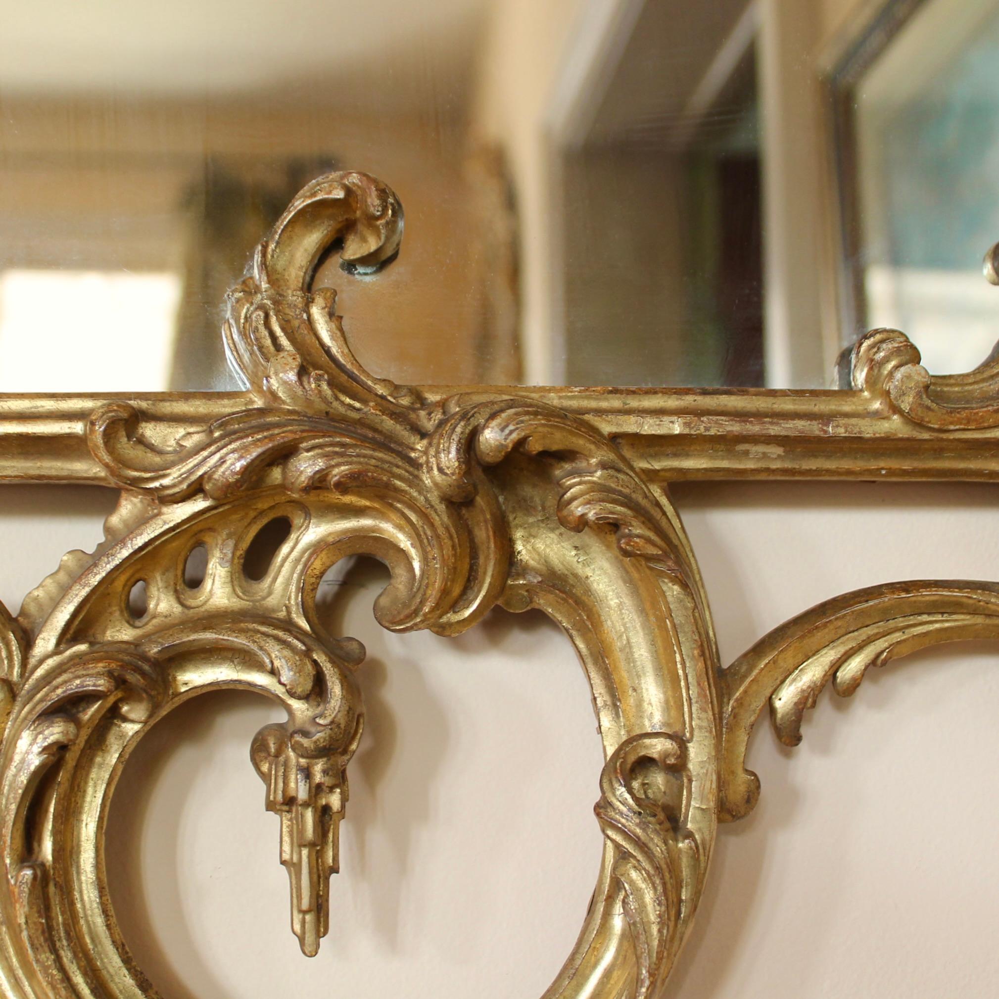 Italienischer geschnitzter und vergoldeter Chippendale-Spiegel im Rokoko-Stil im Angebot 6