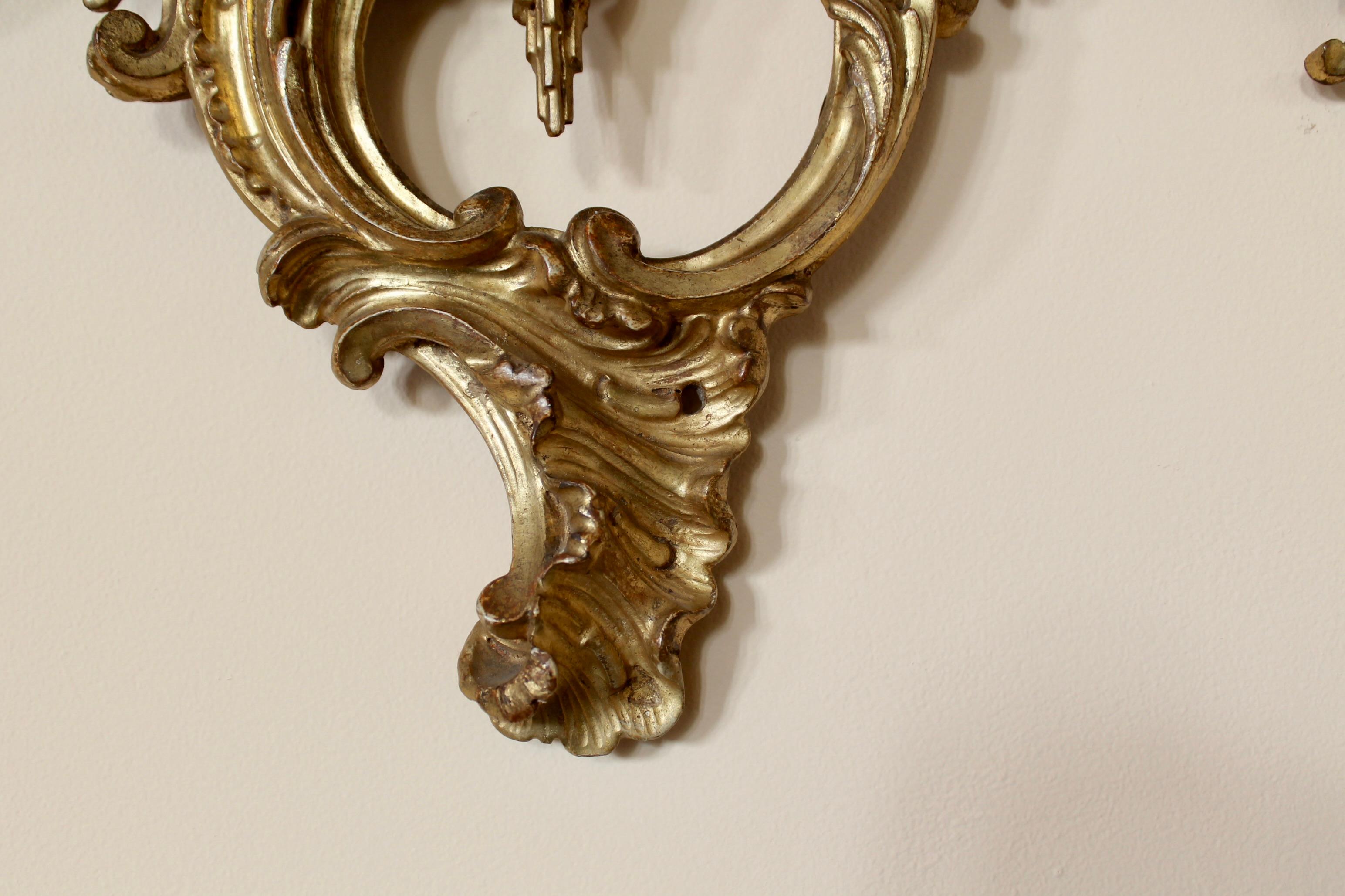 Italienischer geschnitzter und vergoldeter Chippendale-Spiegel im Rokoko-Stil im Angebot 7