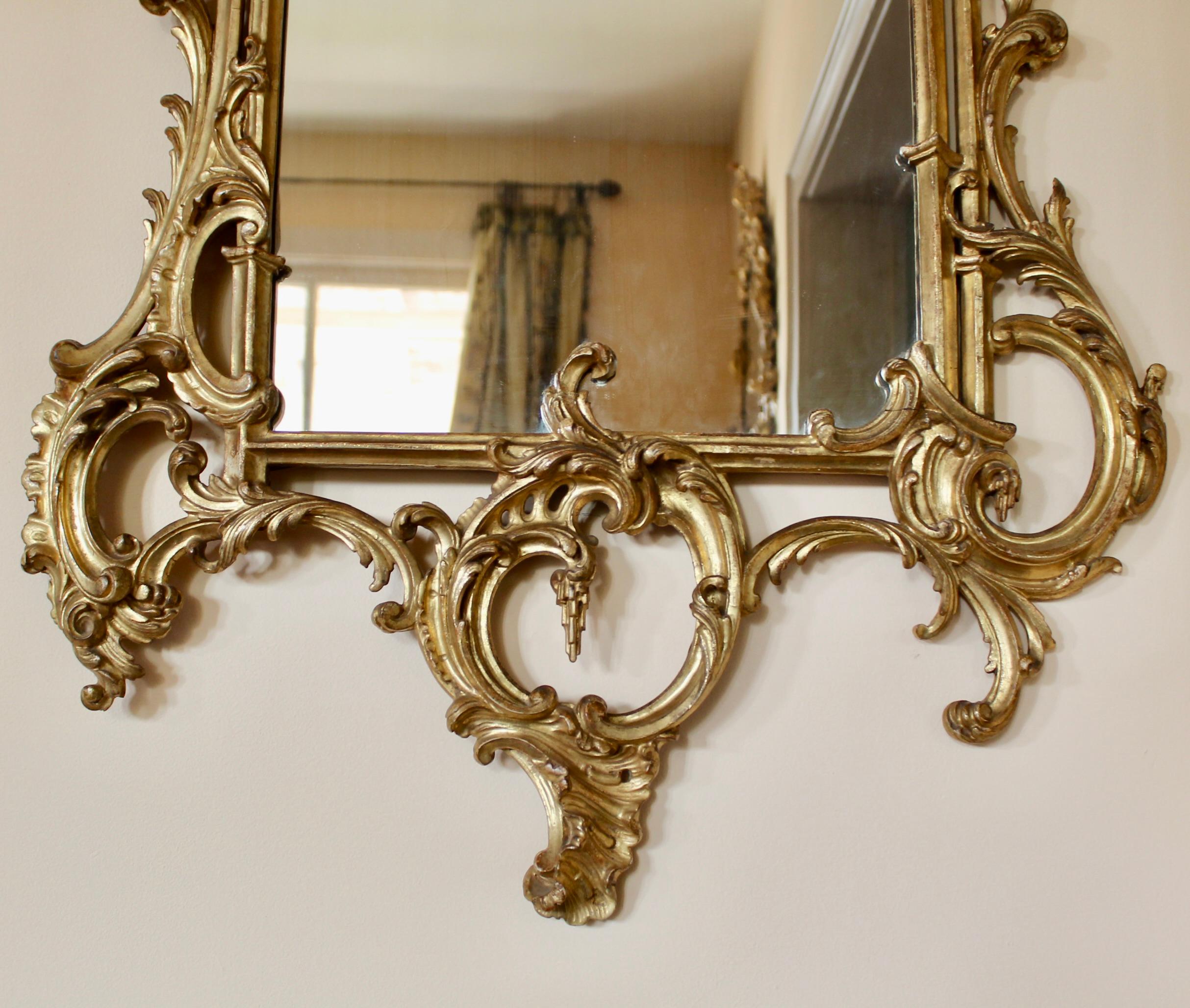 Italienischer geschnitzter und vergoldeter Chippendale-Spiegel im Rokoko-Stil im Angebot 5