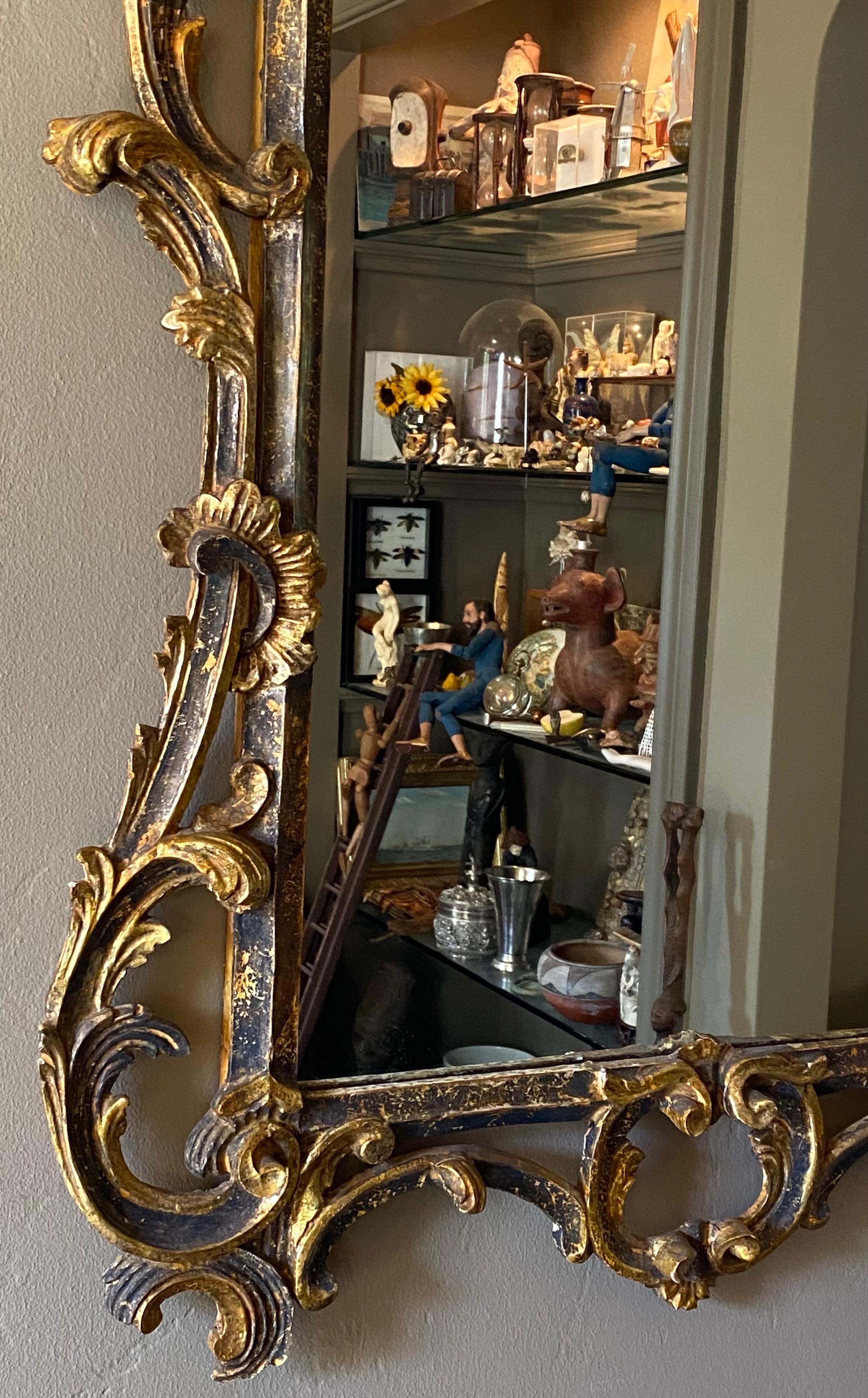 20th Century Italian Carved and Gilt Wood Mirror