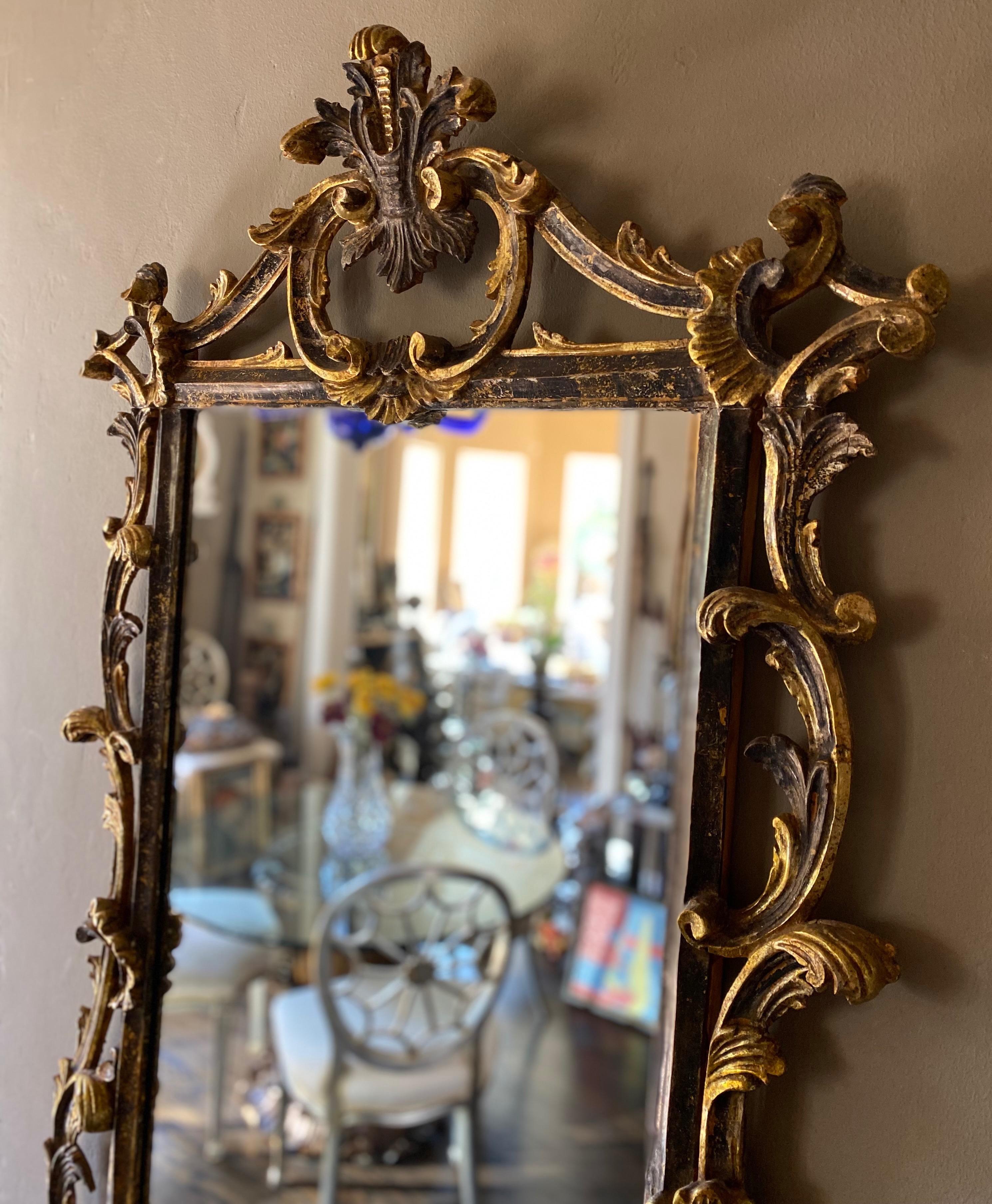 Italian Carved and Gilt Wood Mirror 2