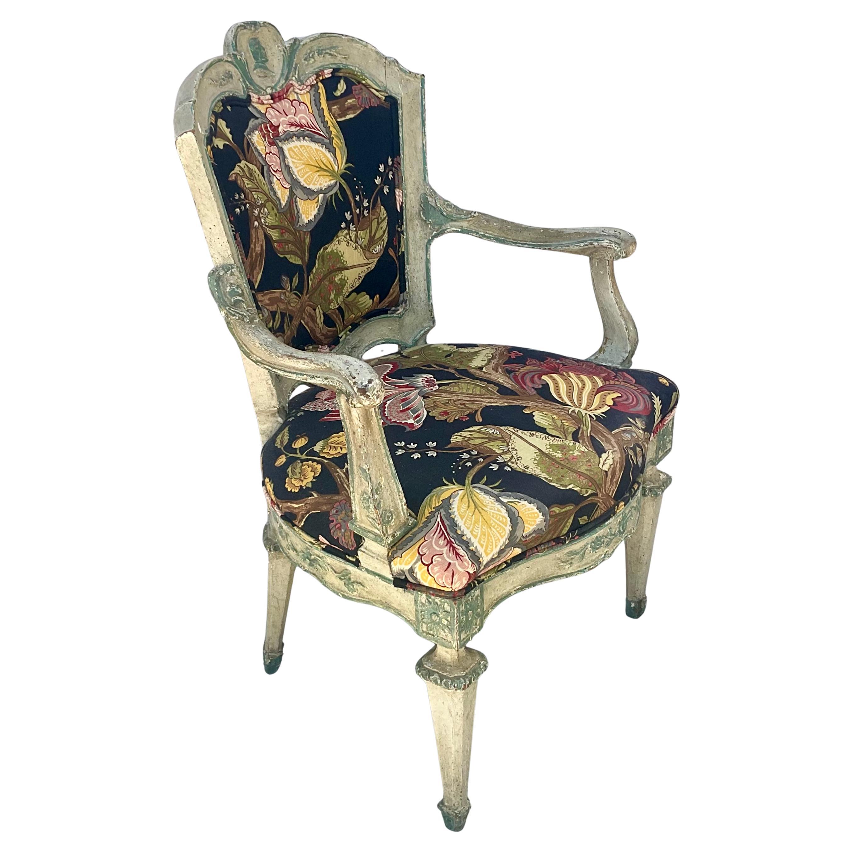 Fauteuil italien sculpté et peint en vente 6