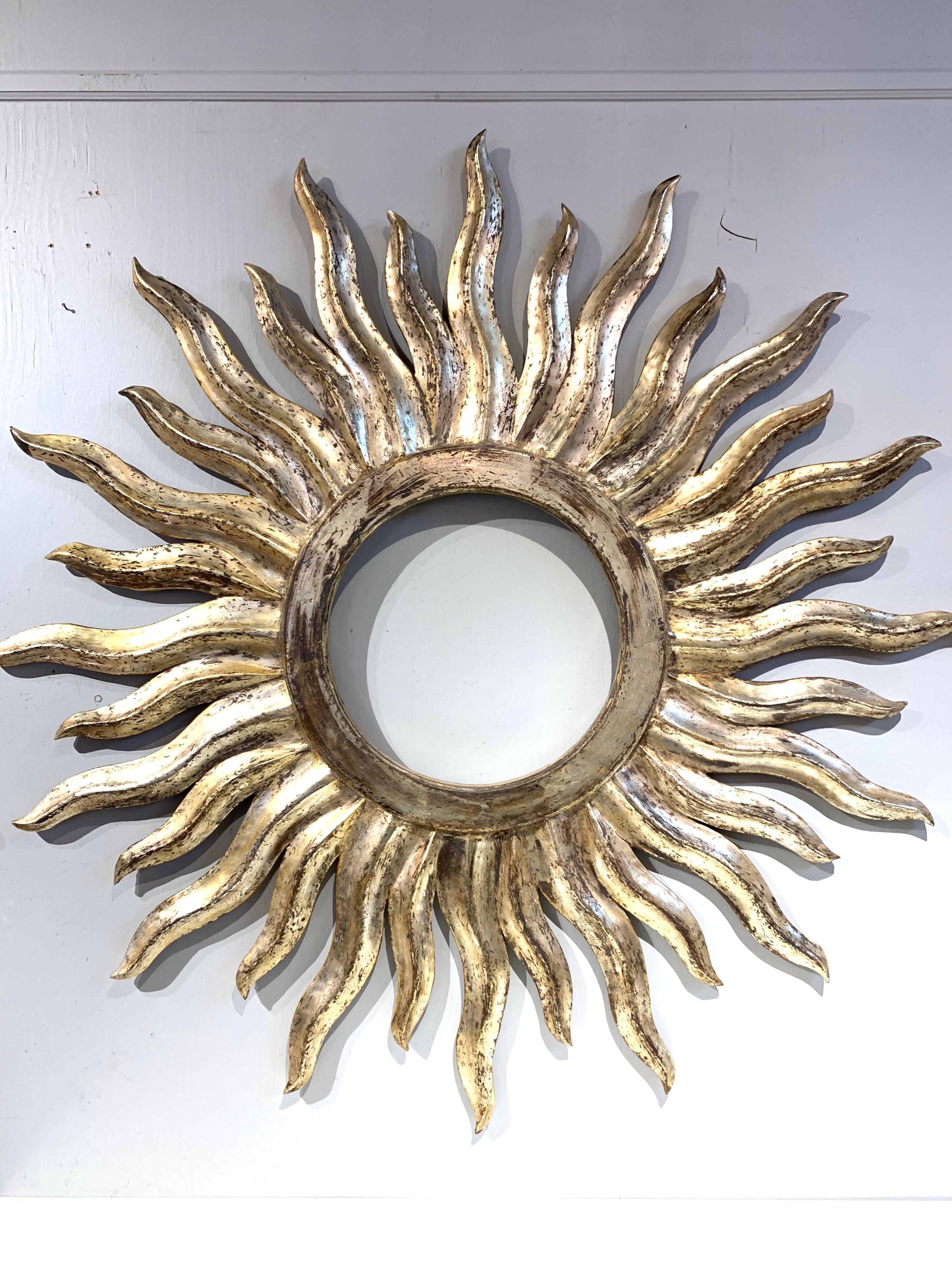 Incredible large scale decorative giltwood sunbursts. Carving is exceptional and so is the gilt finish. These make a very impressive statement. So beautiful!
Note: Priced per item.