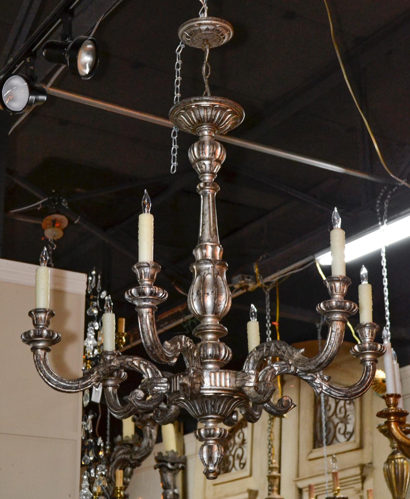 Italian Carved and Silver Gilt Chandelier 1