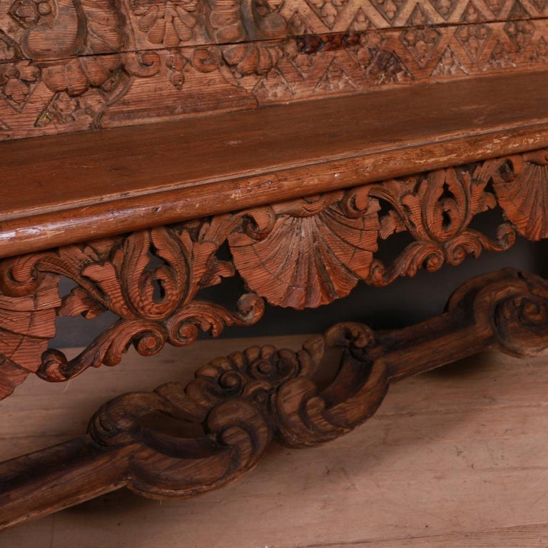 Italian benches 1stDibs at italian Bench Carved |