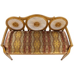 Settee italienne sculptée en bois doré avec style français - coussin en duvet