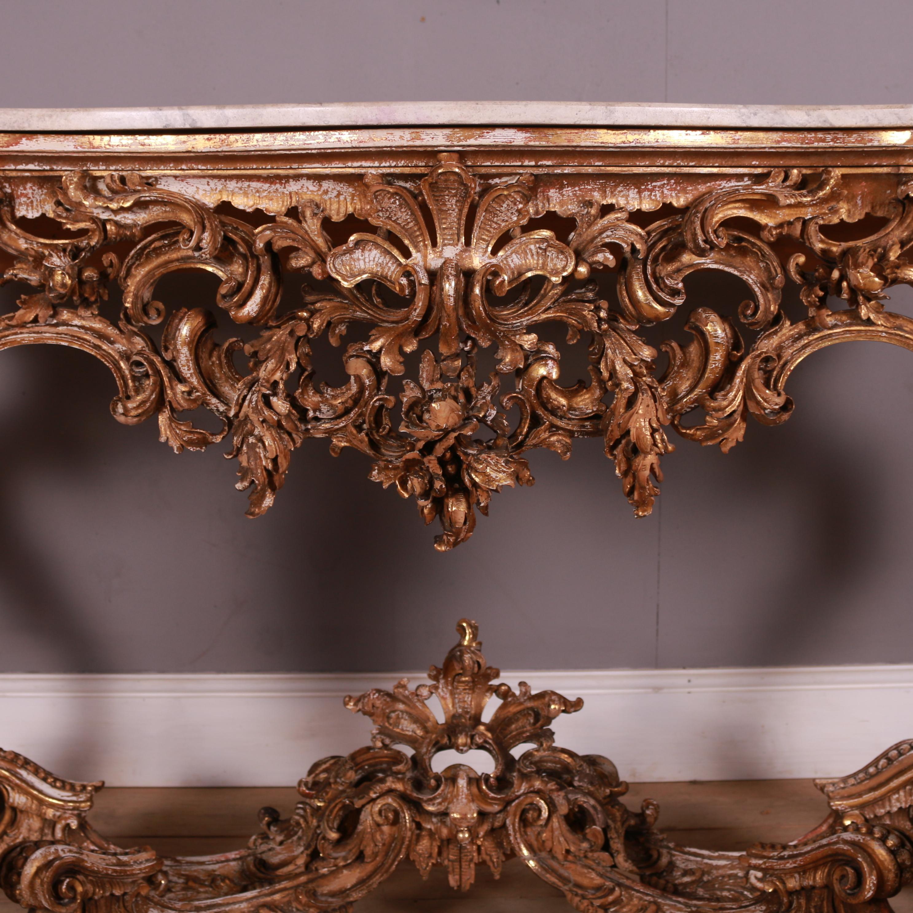 20th Century Italian Carved Giltwood Console Table