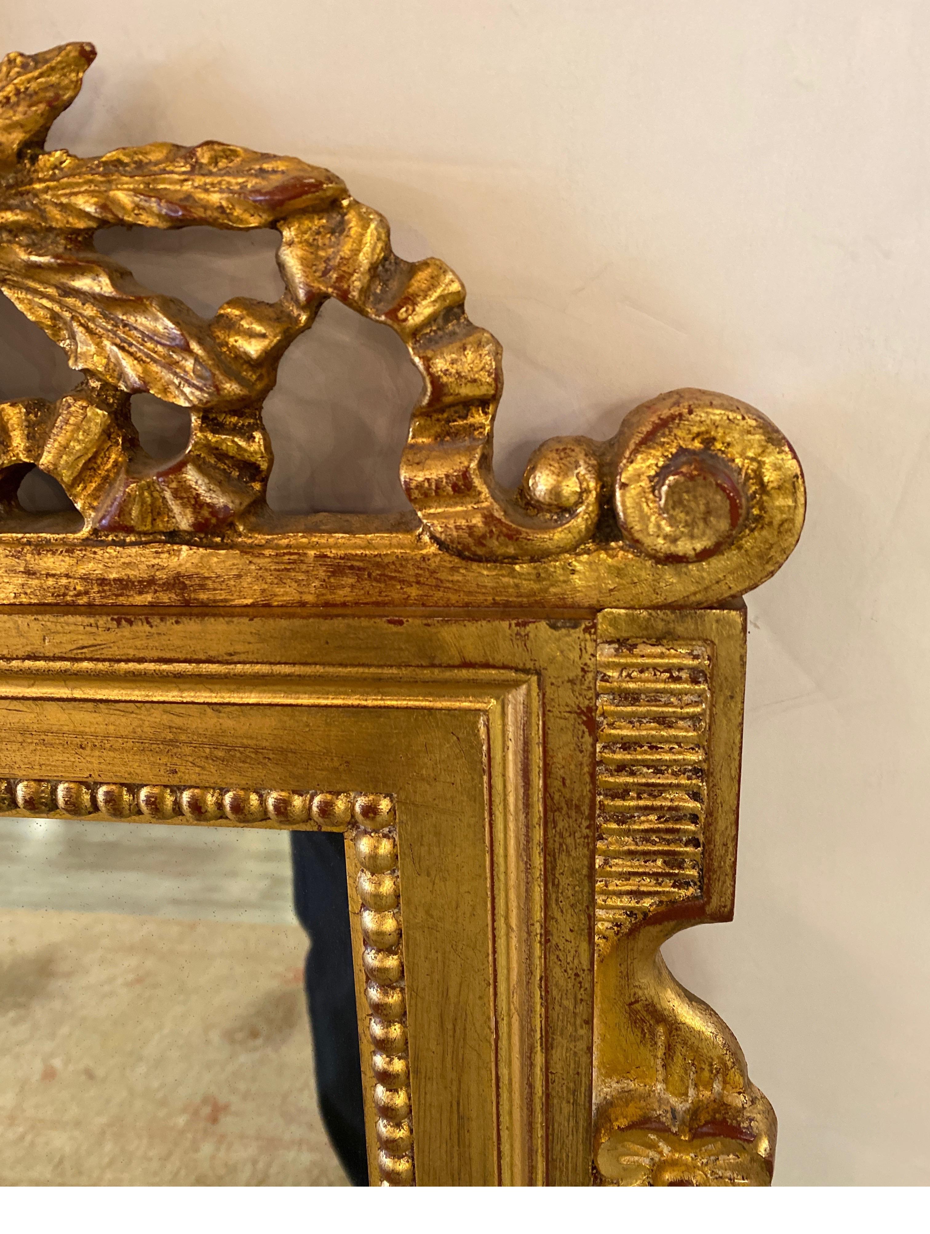 20th Century Italian Carved Giltwood Mirror by Palladio for Kindle For Sale