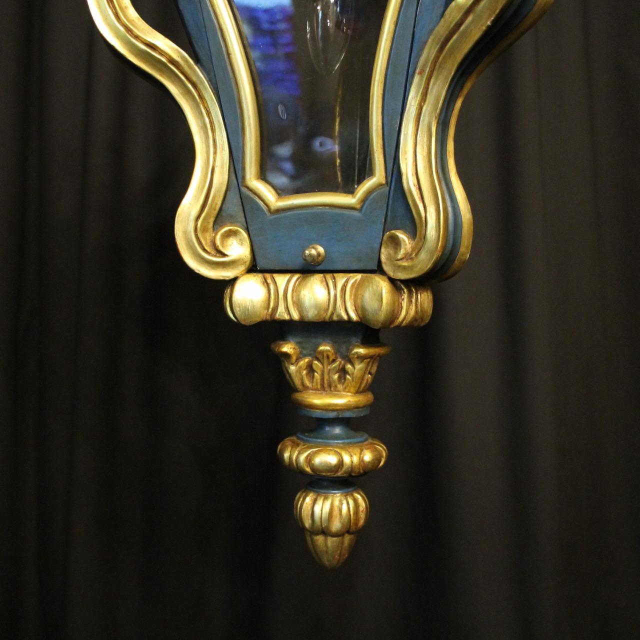 Italian Carved Giltwood Single Light Antique Lantern For Sale 3