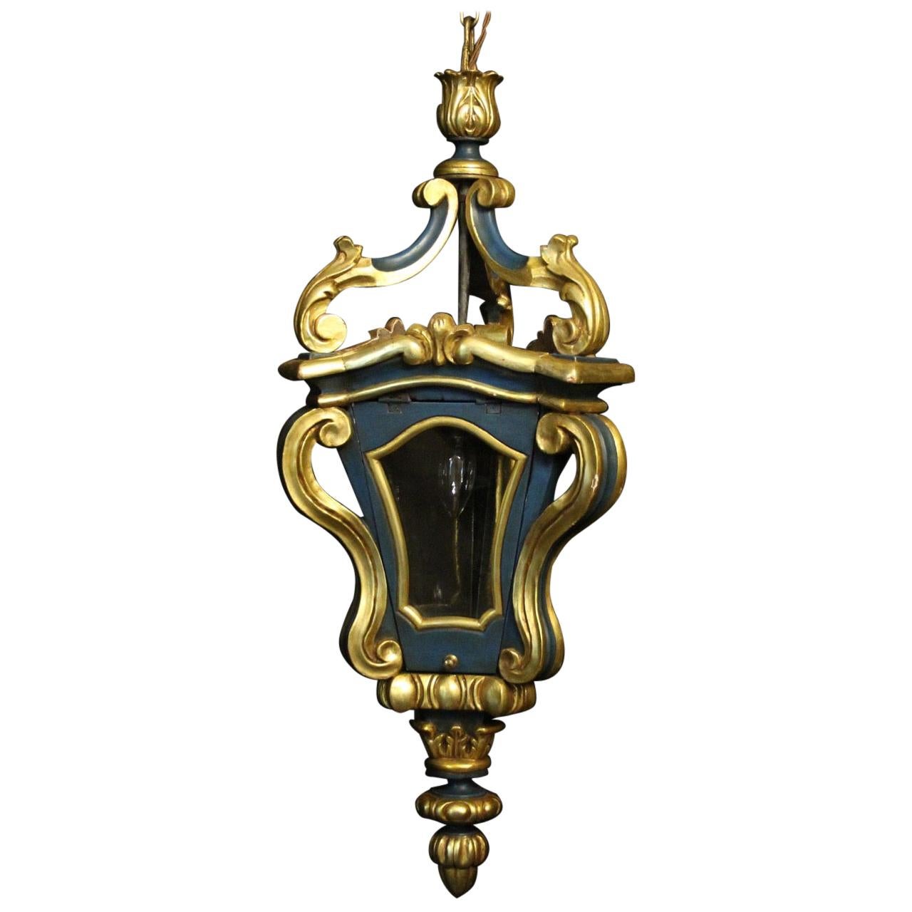 Italian Carved Giltwood Single Light Antique Lantern For Sale