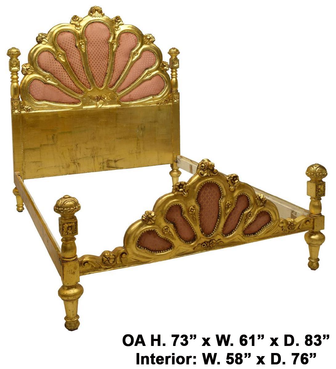 Italian carved giltwood upholstered bed.
20th century. 

The giltwood headboard is decorated in a shell motif intertwined with a pink upholstery, preceded by a footboard of a conforming shell motif. All finished with beautiful
