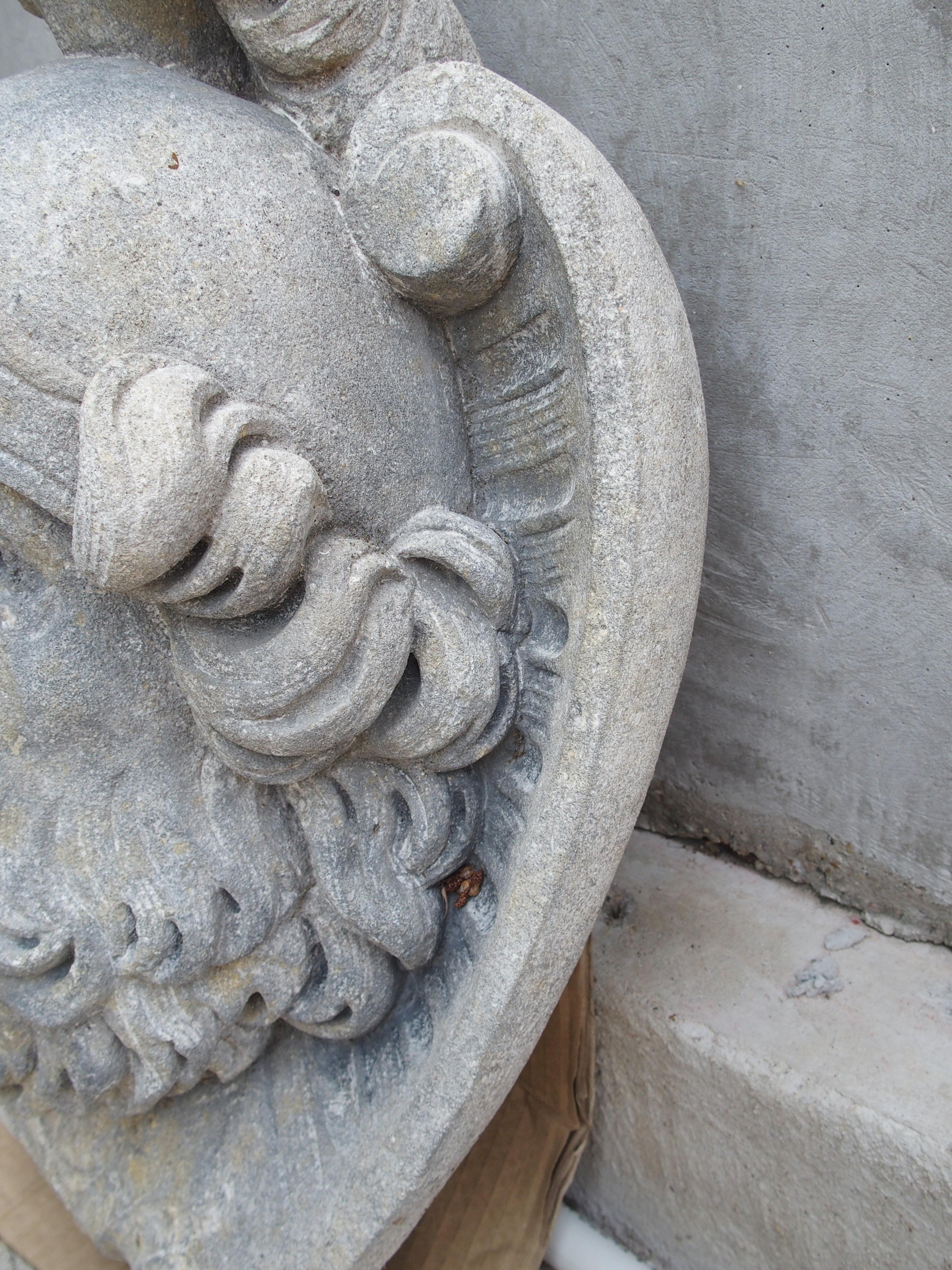 Caño de fuente italiano tallado en piedra caliza del dios romano Marte en Bueno estado para la venta en Dallas, TX