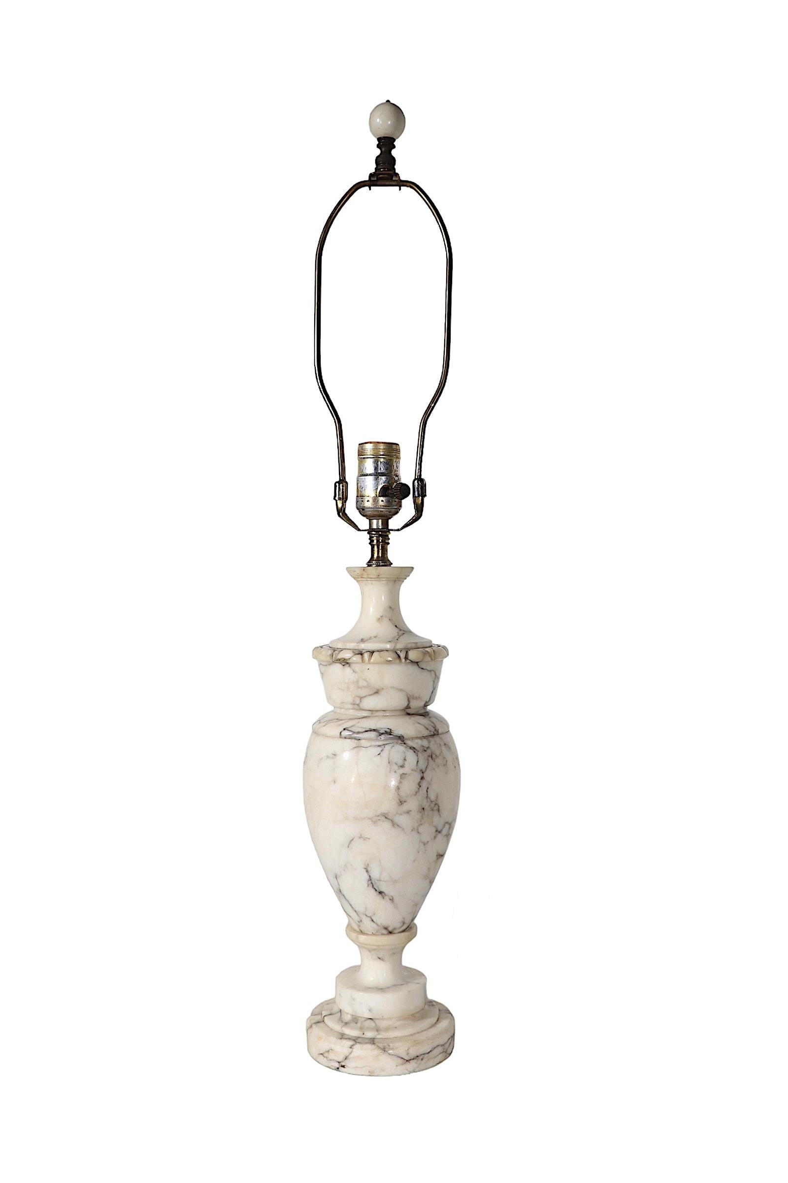 Italian Carved Marble Alabaster Classical Style Table Lamp  For Sale 7