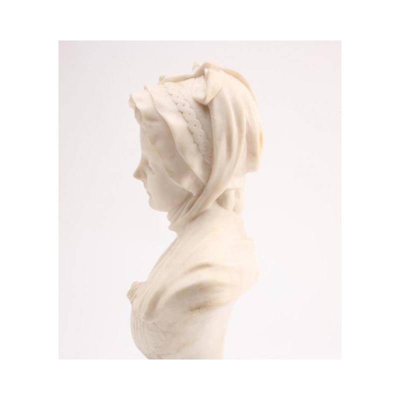 Italian Carved Marble Bust of Girl, 19th Century In Good Condition For Sale In Cypress, CA