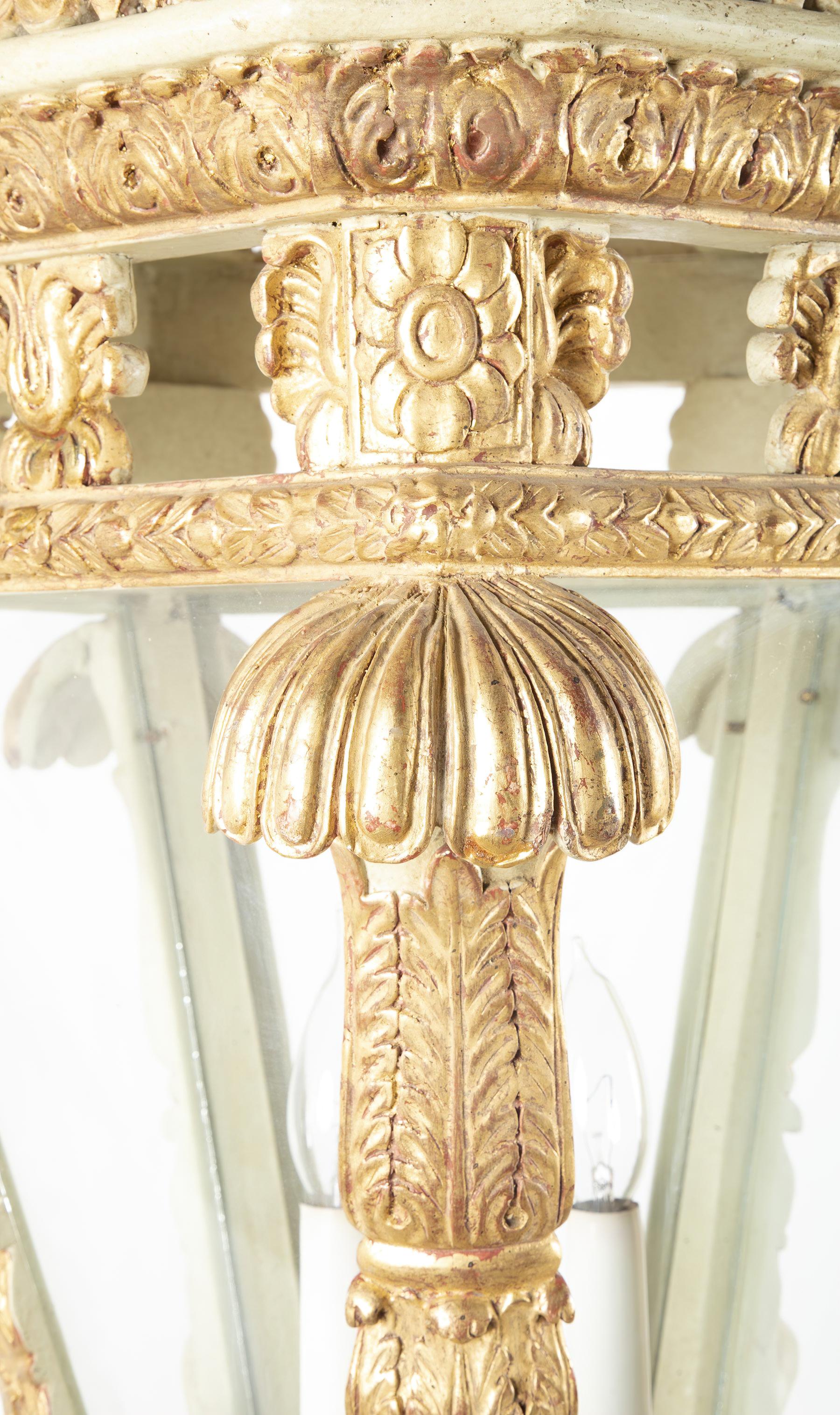 Italian Carved Parcel-Gilt Lantern 4