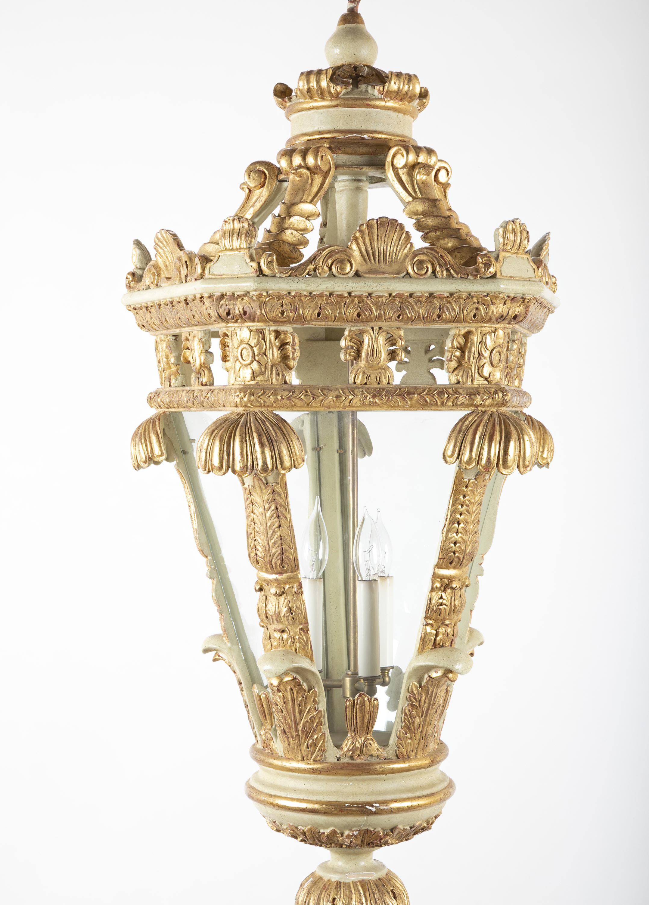Italian Carved Parcel-Gilt Lantern In Good Condition In Westwood, NJ