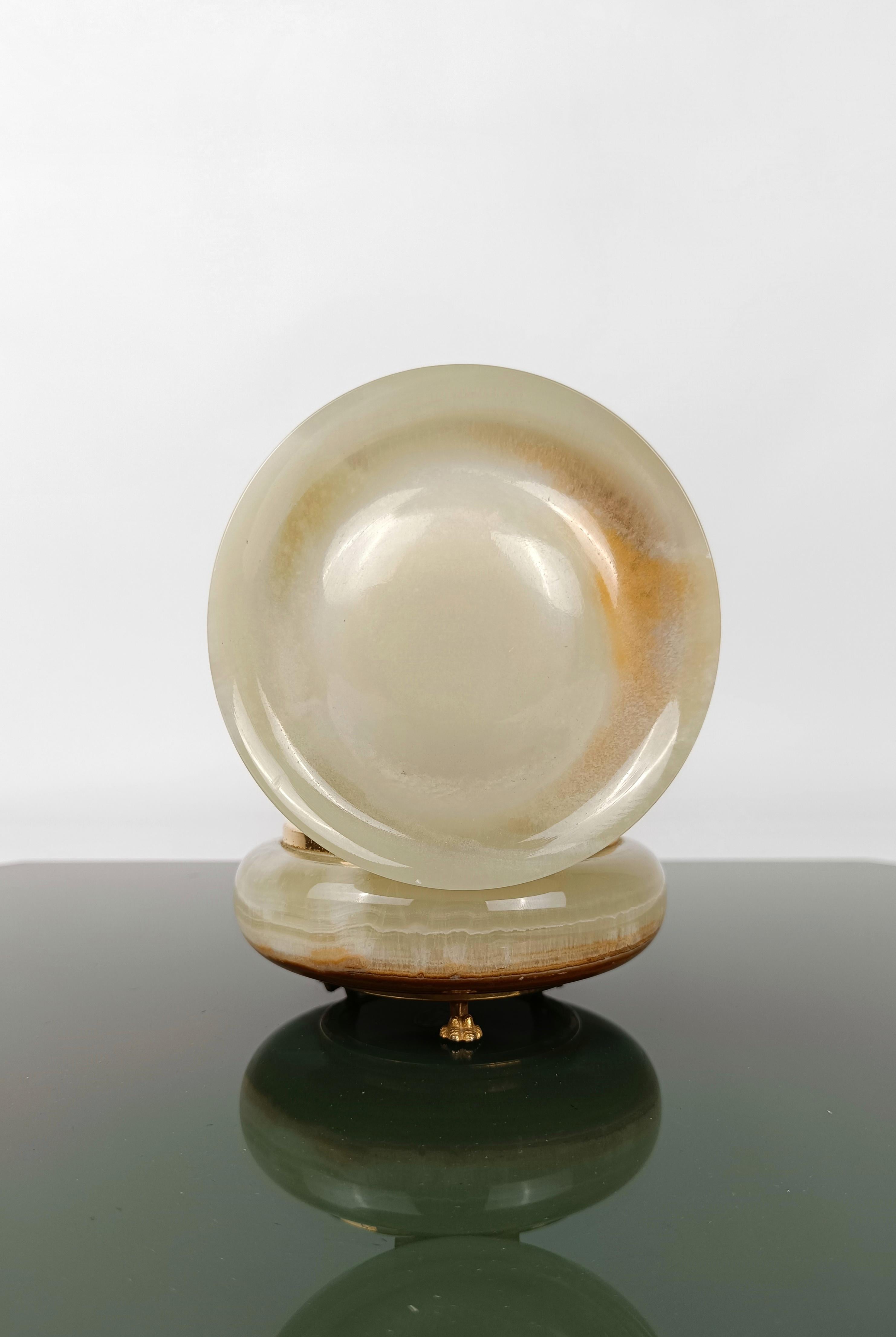 Italian Carved Round Green Onyx Marble Box with Gilded Lionfeet, 1950s  For Sale 8