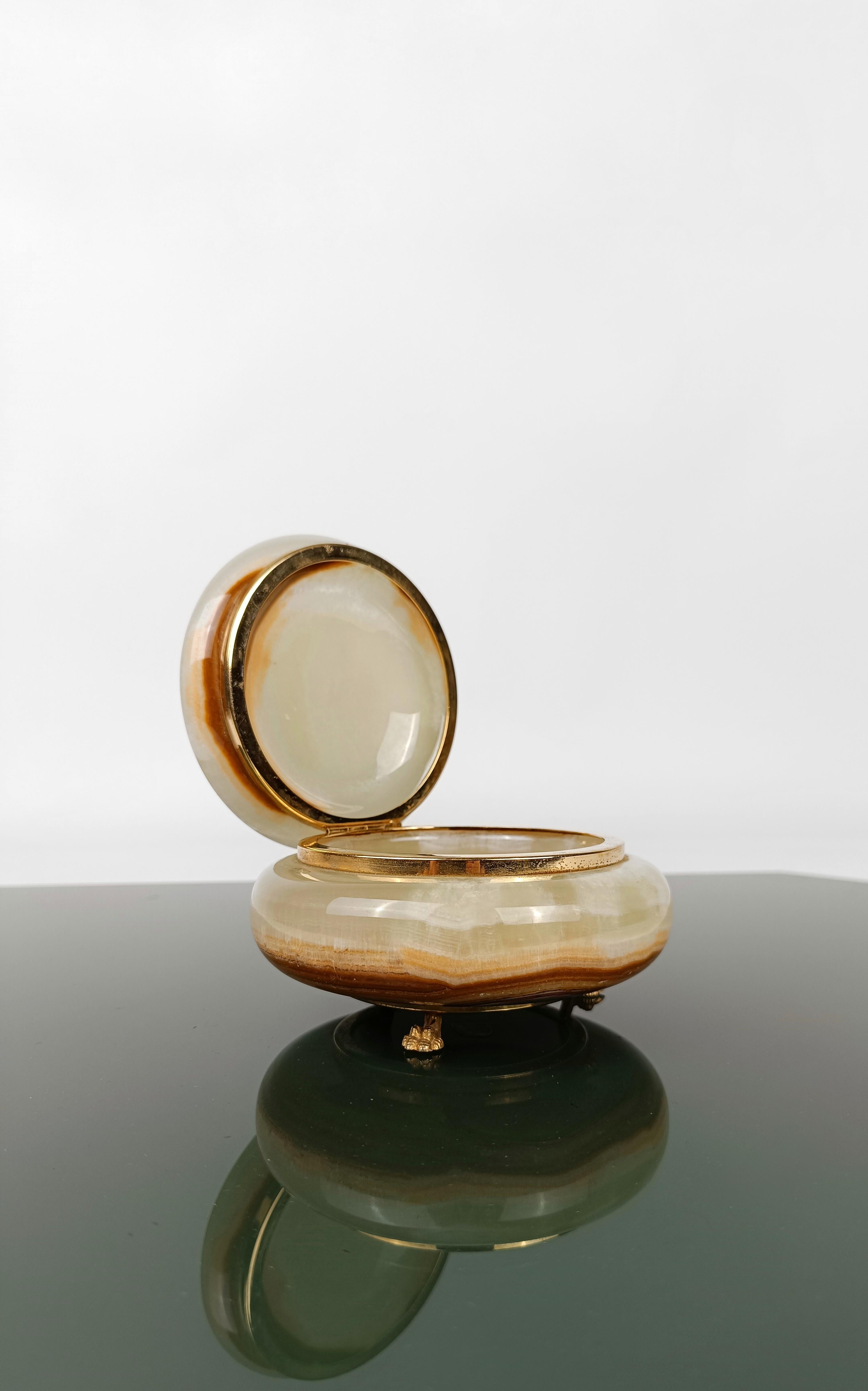 Italian Carved Round Green Onyx Marble Box with Gilded Lionfeet, 1950s For Sale 9