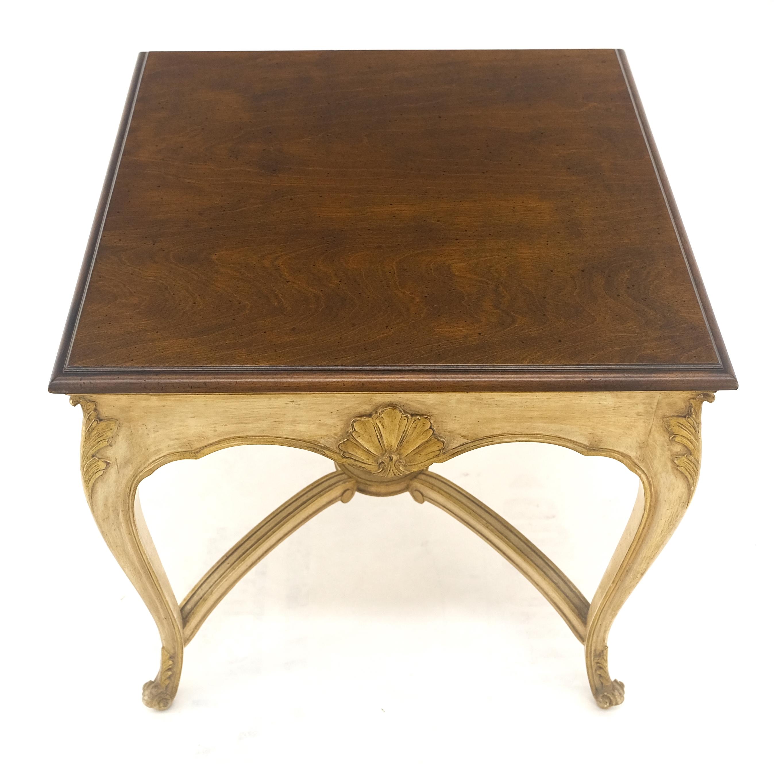 Italian Carved Scallops Decorated 25