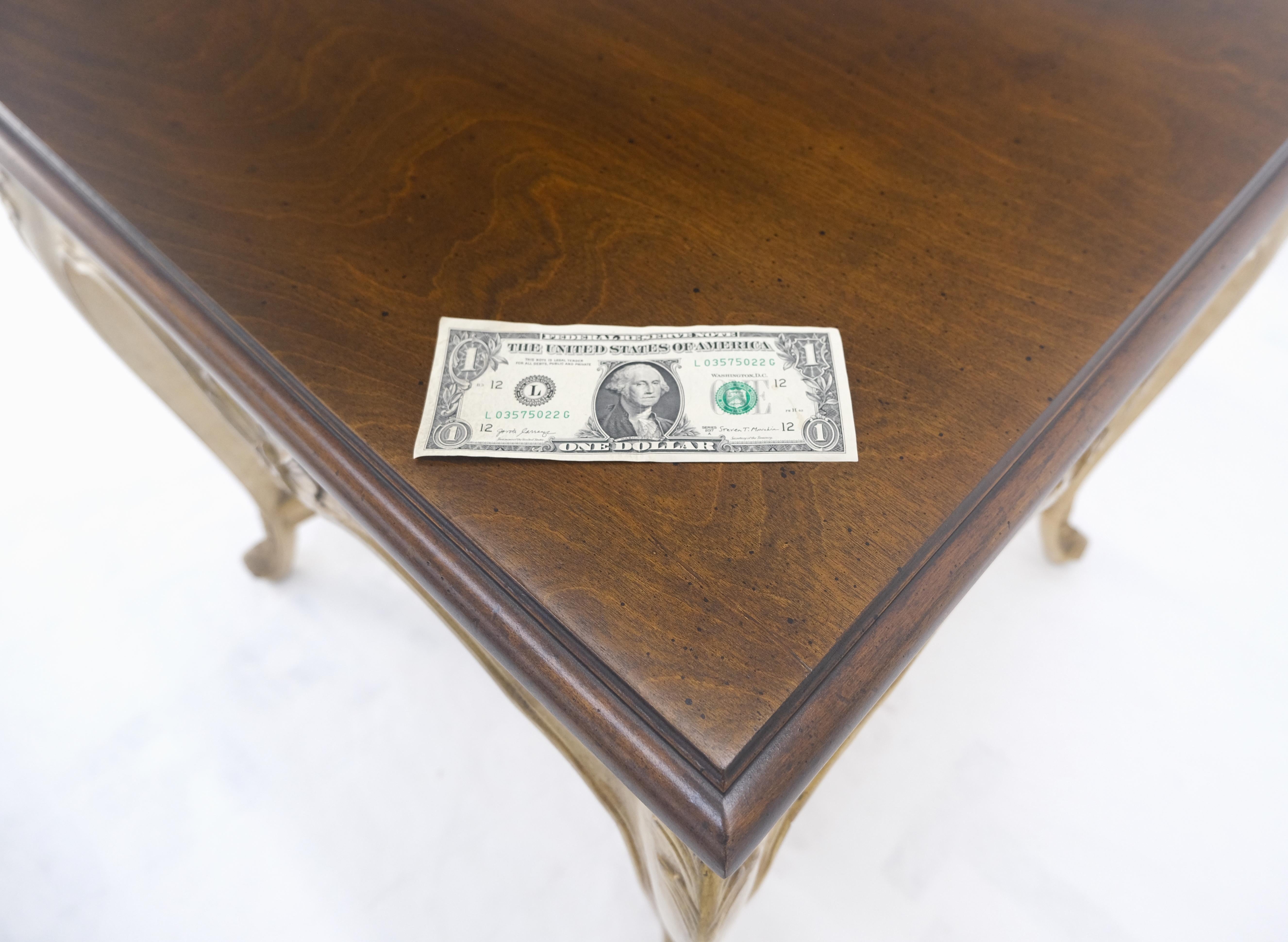 Italian Carved Scallops Decorated 25