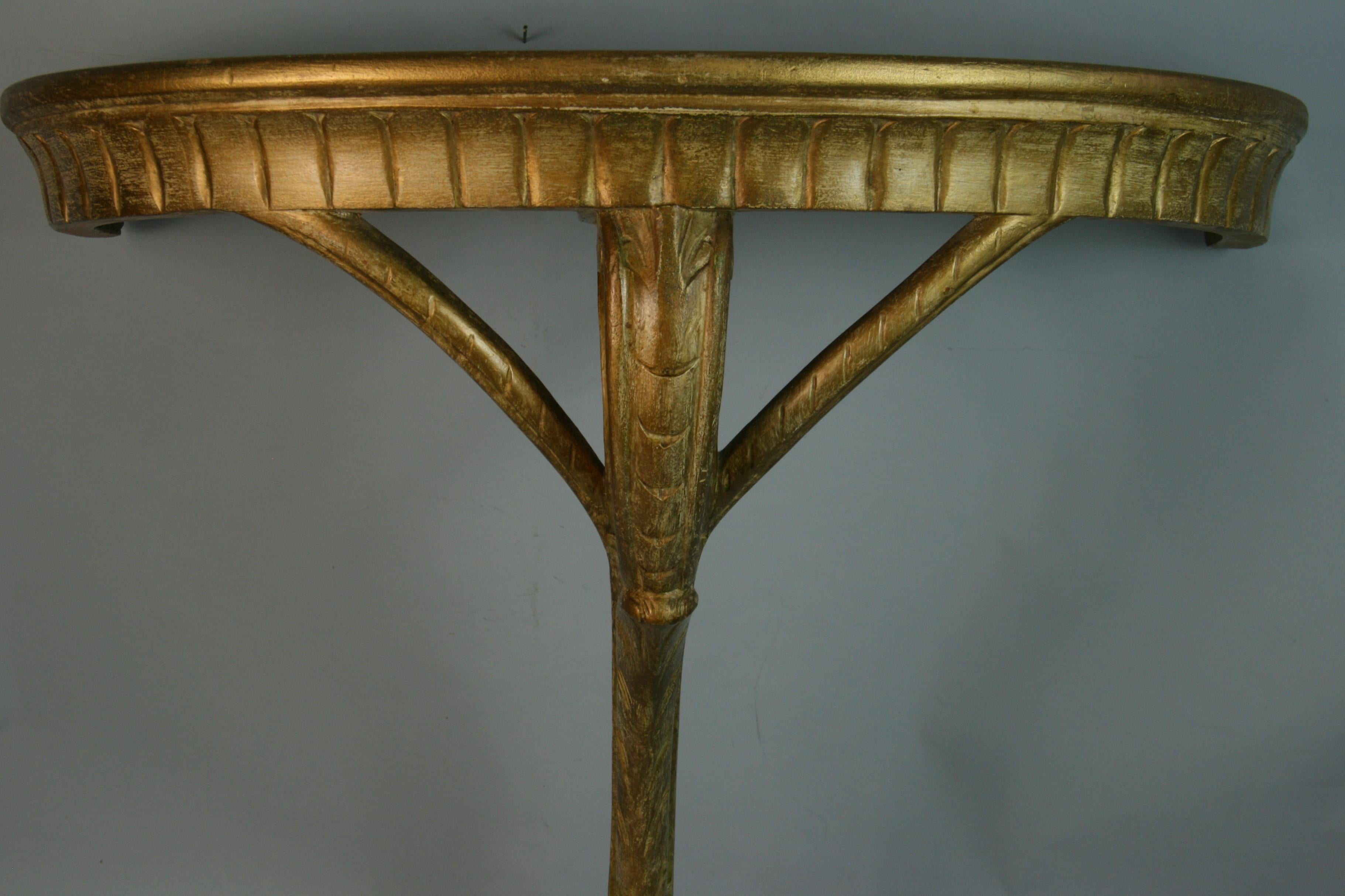 Italian Carved Wall Hanging Demi-Lune Gilt Table In Good Condition For Sale In Douglas Manor, NY