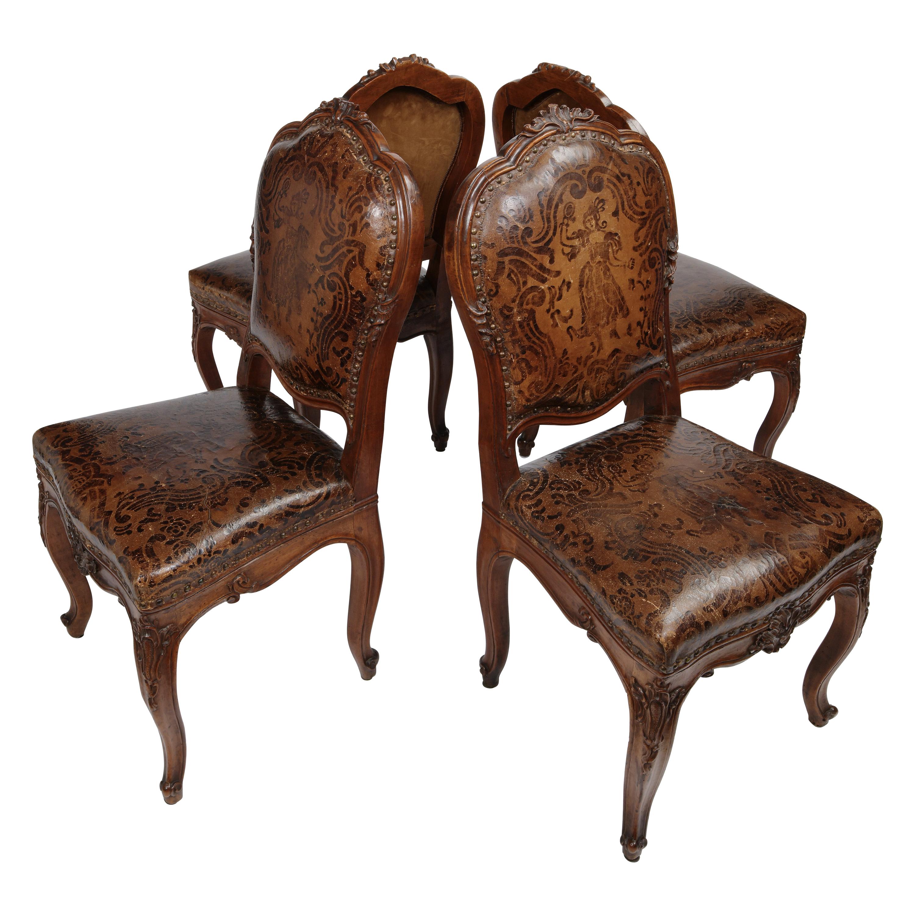 Italian Carved Walnut Chairs with Leather Covers, Milan, circa 1750 For Sale