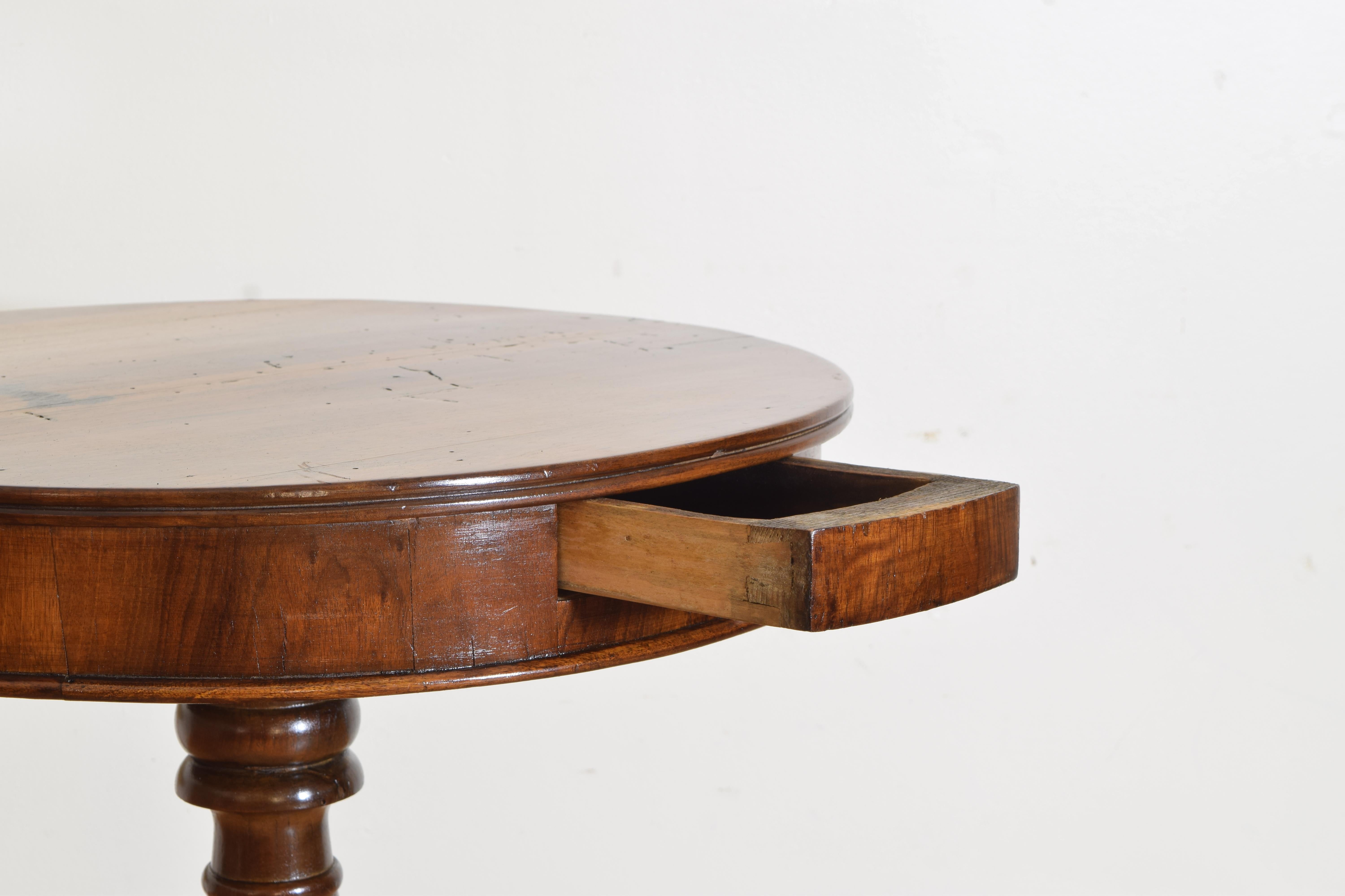 Hand-Carved Italian Carved Walnut One Drawer Pedestal Side Table, Mid 19th century For Sale