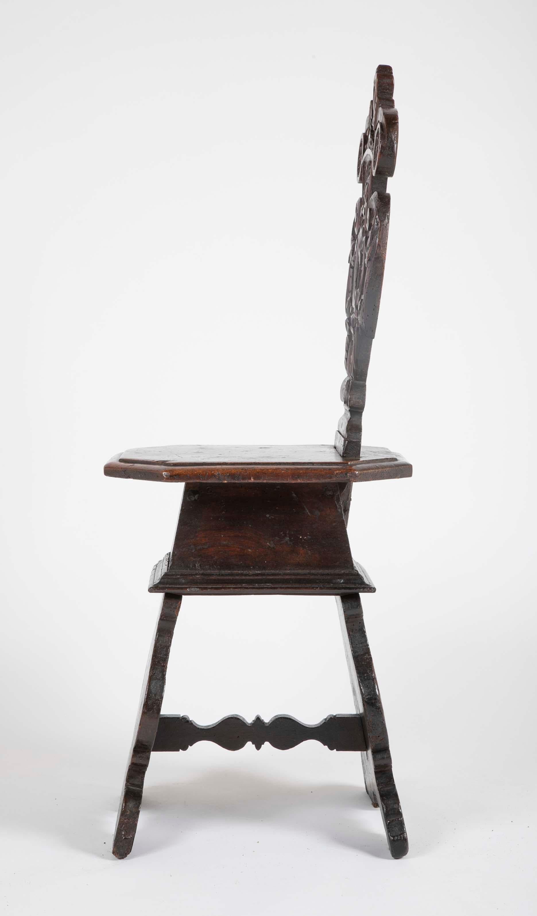 Italian Carved Walnut Sgabello Side Chair In Good Condition In Stamford, CT