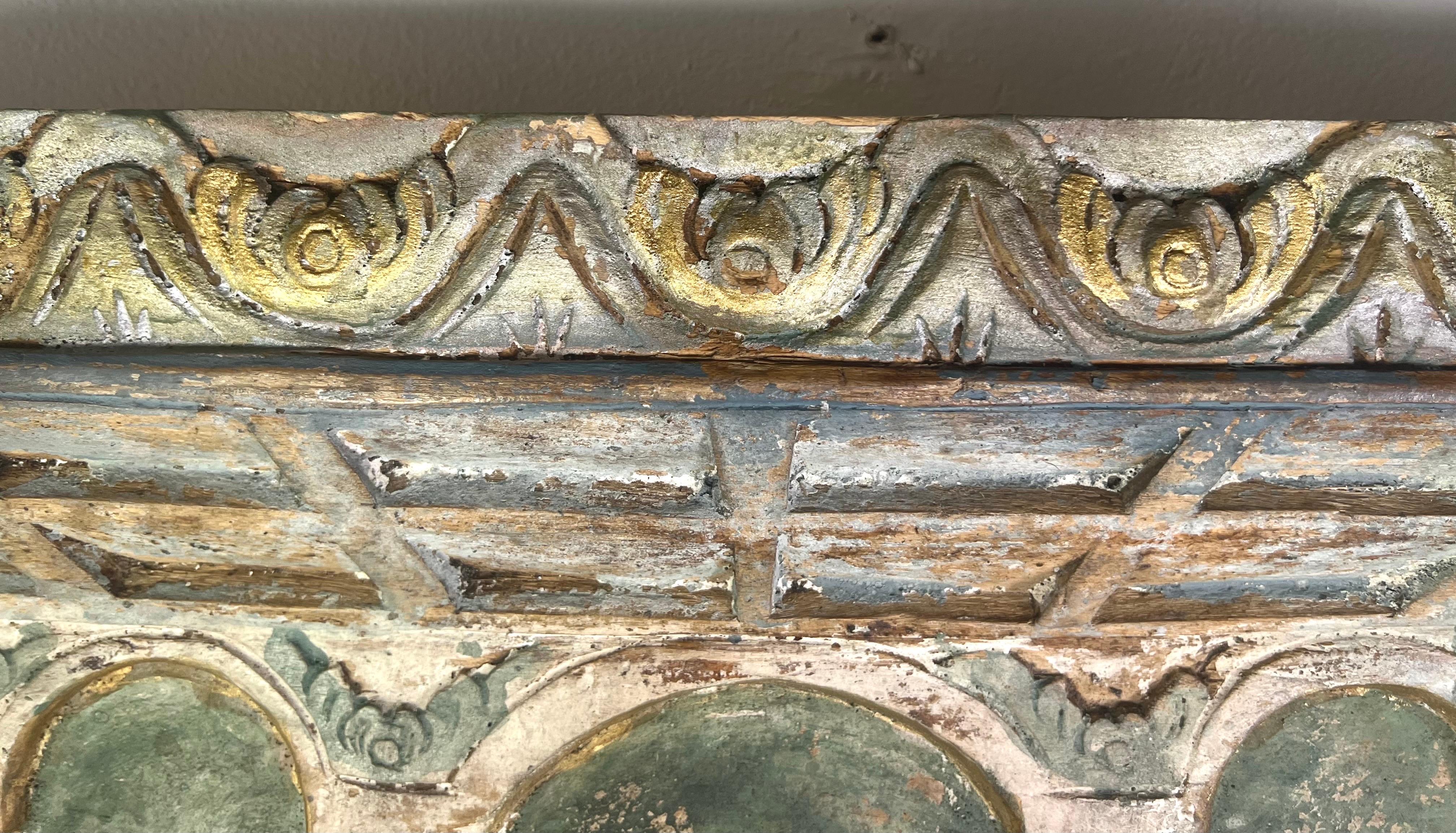 Représentation italienne en bois sculpté de 