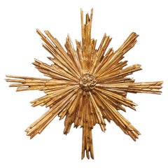 Sunburst italien en bois sculpté or avec rayons ondulants, 2,75 m Diamètre