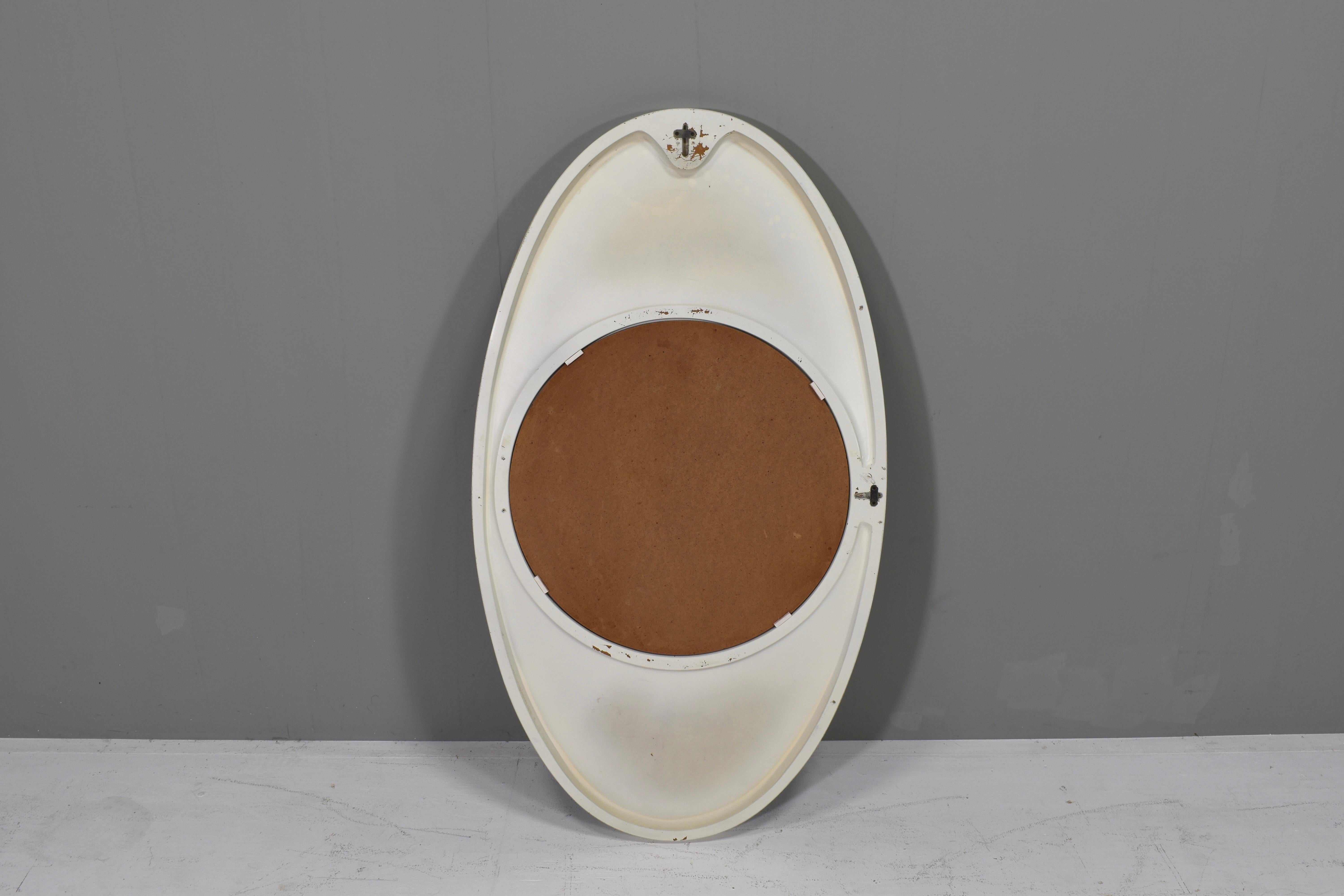 Italian carved wood mid-century space age mirror - Italy, 1970 For Sale 7