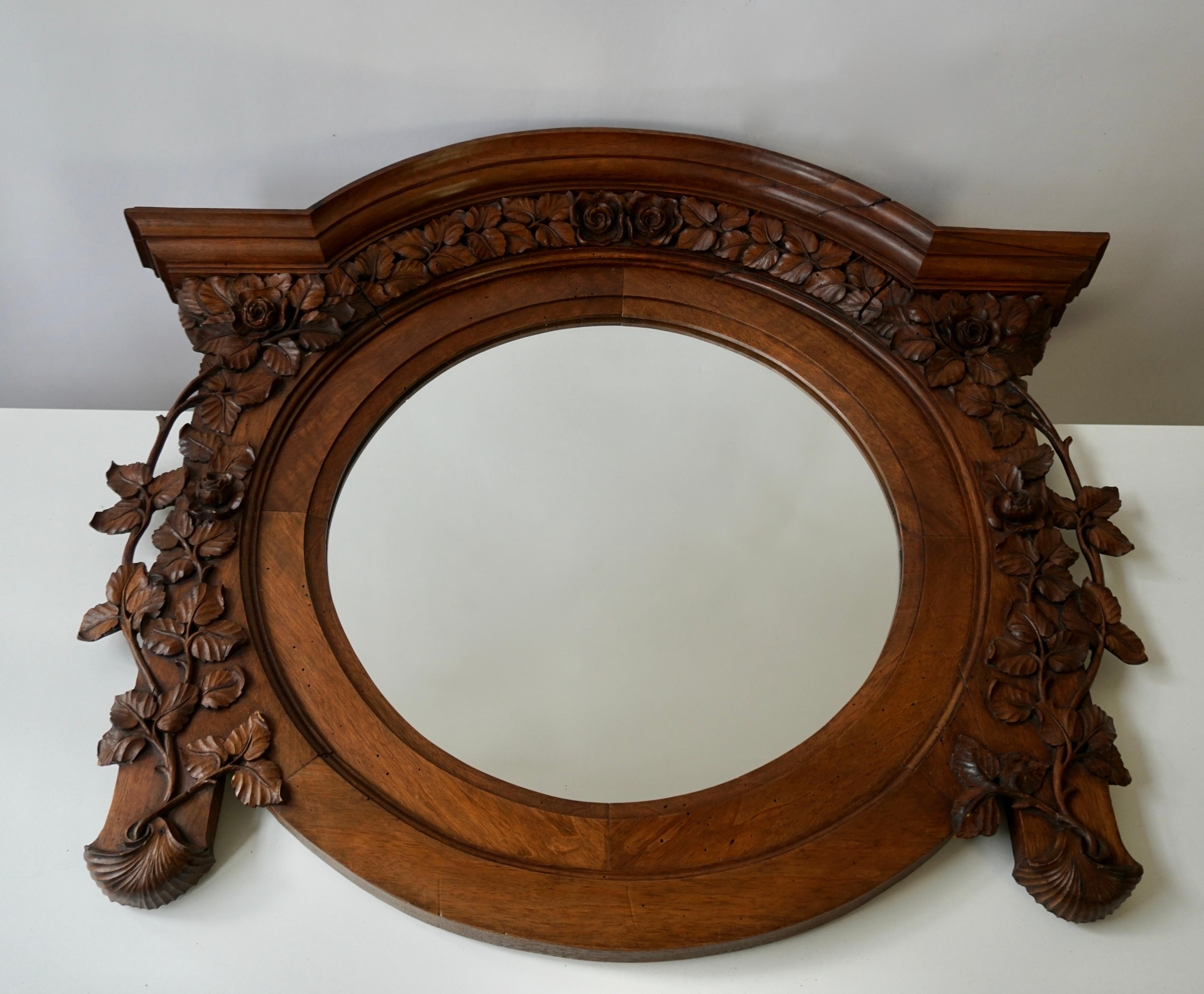 Hand-Carved Italian Carved Wood Mirror For Sale