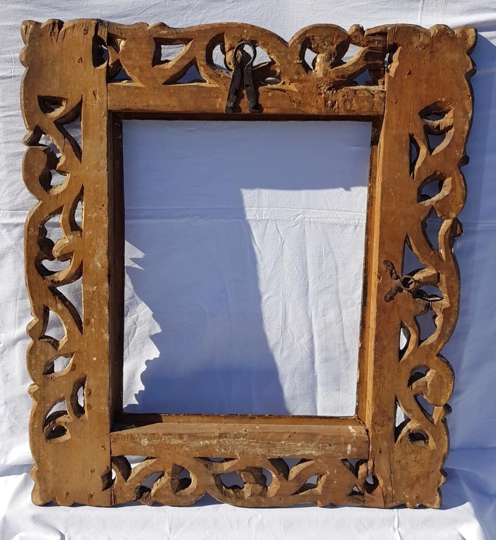 Italian Carved Wooden Frame, Italy, 17th Century, Florence Baroque Mirror For Sale 7