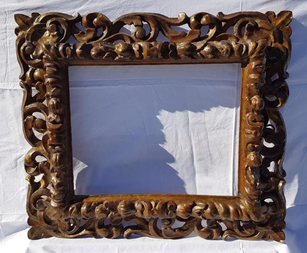 Italian Carved Wooden Frame, Italy, 17th Century, Florence Baroque Mirror For Sale 3