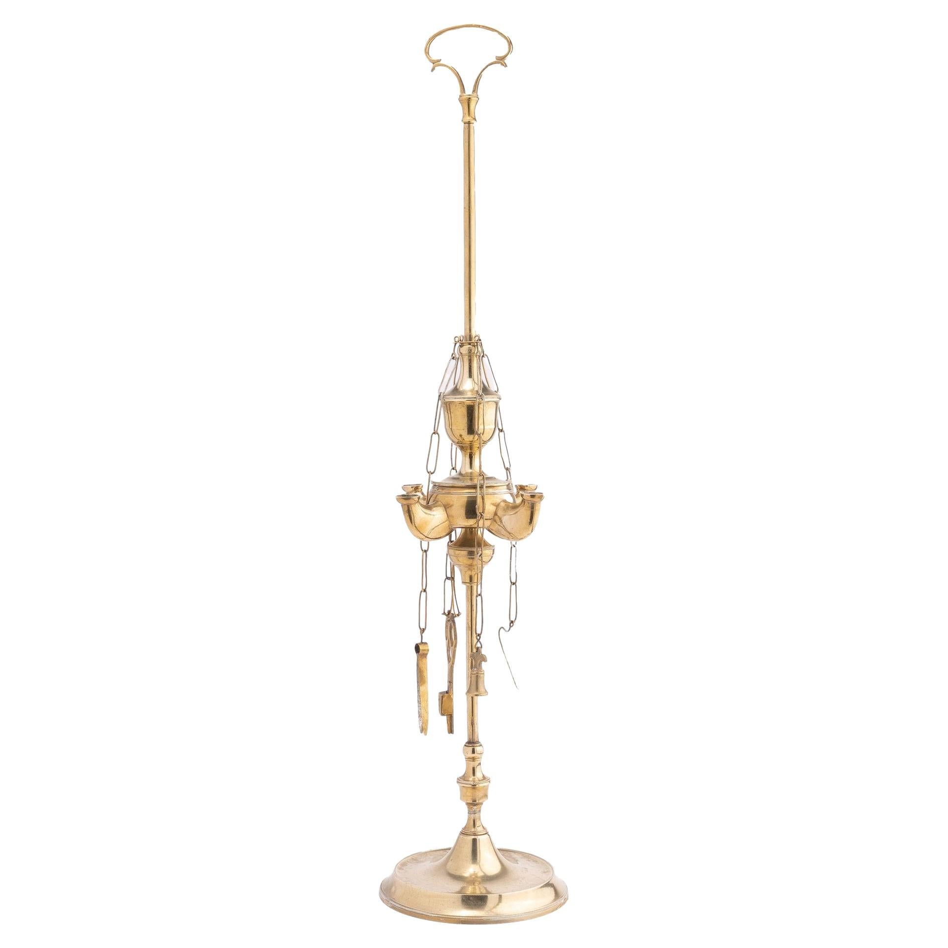 Lampe à huile italienne à 4 poignées en laiton moulé avec accessoires en osier, 1790