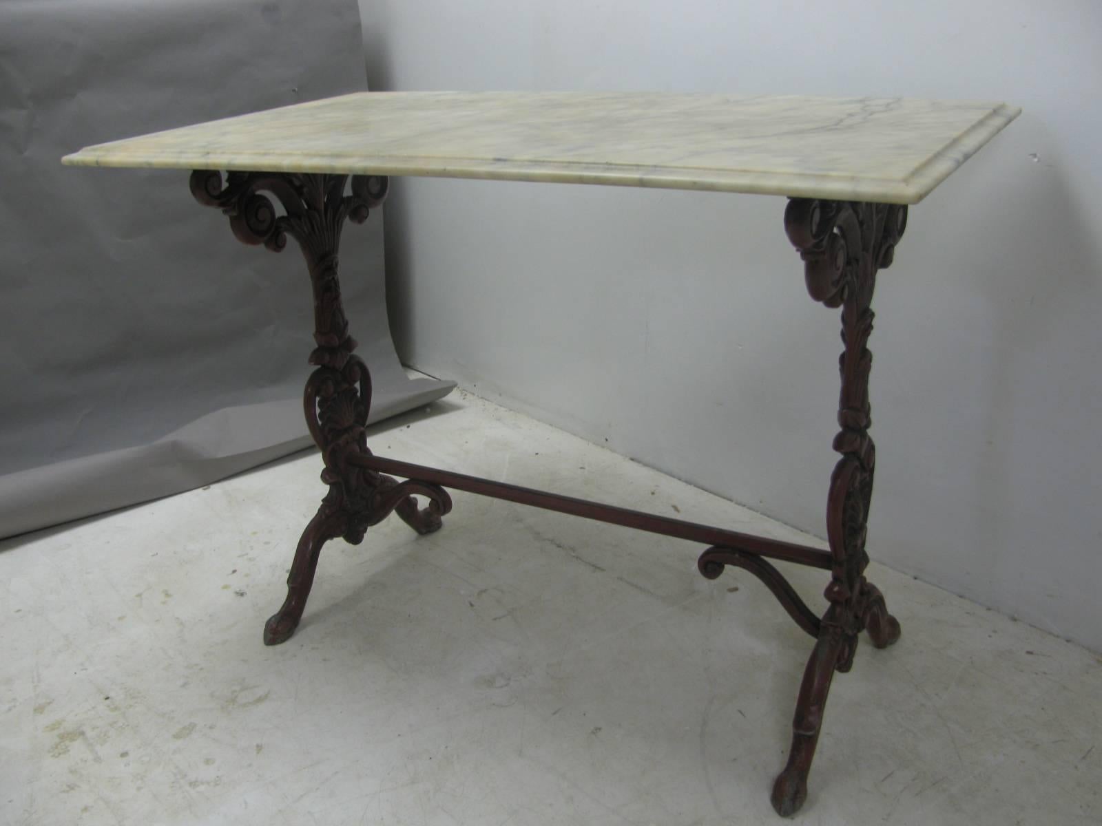 Italian Cast Iron Base with Marble Top Garden Table In Good Condition In Port Jervis, NY
