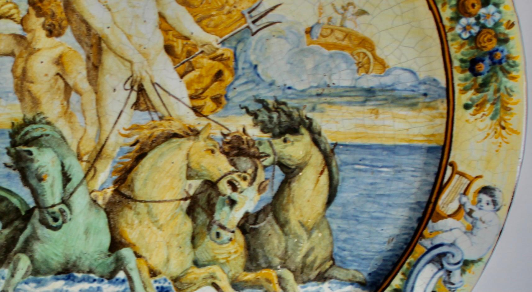Peint à la main Assiette de présentation italienne Castelli Maiolica Istoriato de Poseidon-Neptune en vente