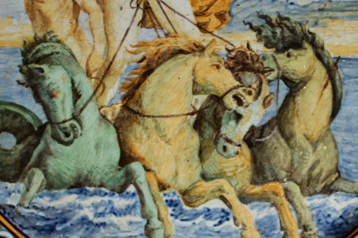 Majolique Assiette de présentation italienne Castelli Maiolica Istoriato de Poseidon-Neptune en vente