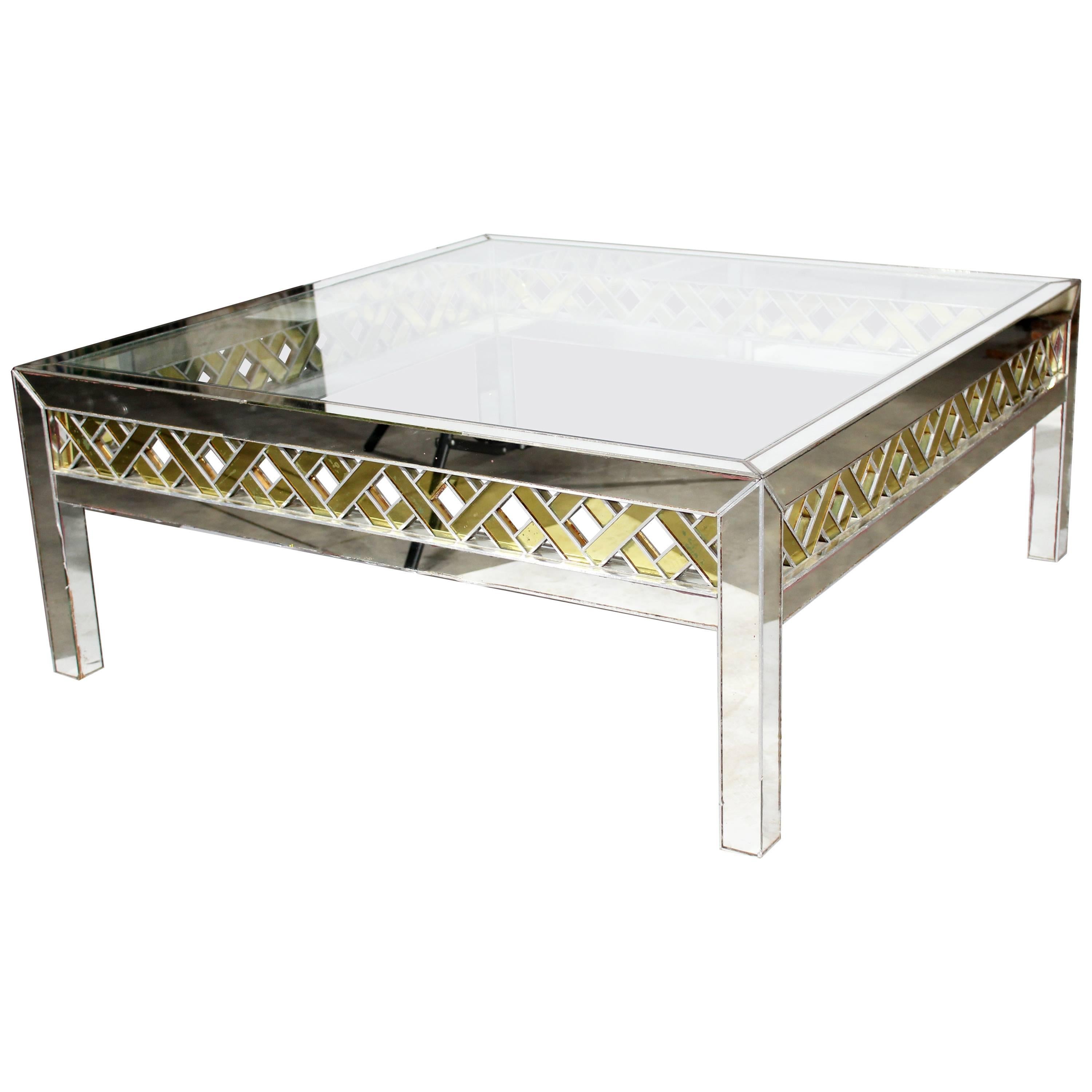 Mesa de centro italiana de cristal de dos colores de los años 80