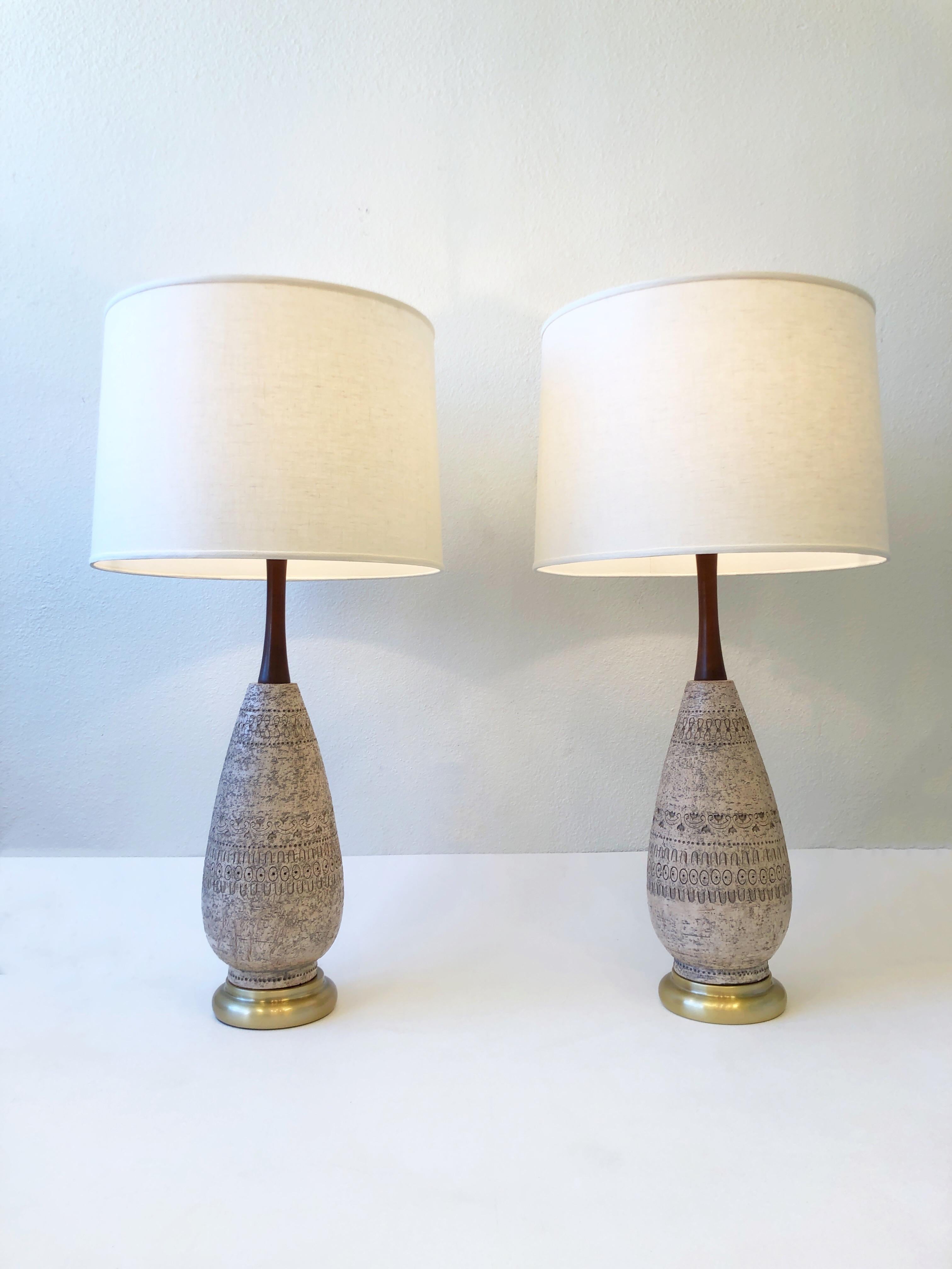 Mid-Century Modern Italian Ceramic and Brass Pair of Table Lamps by Bitossi